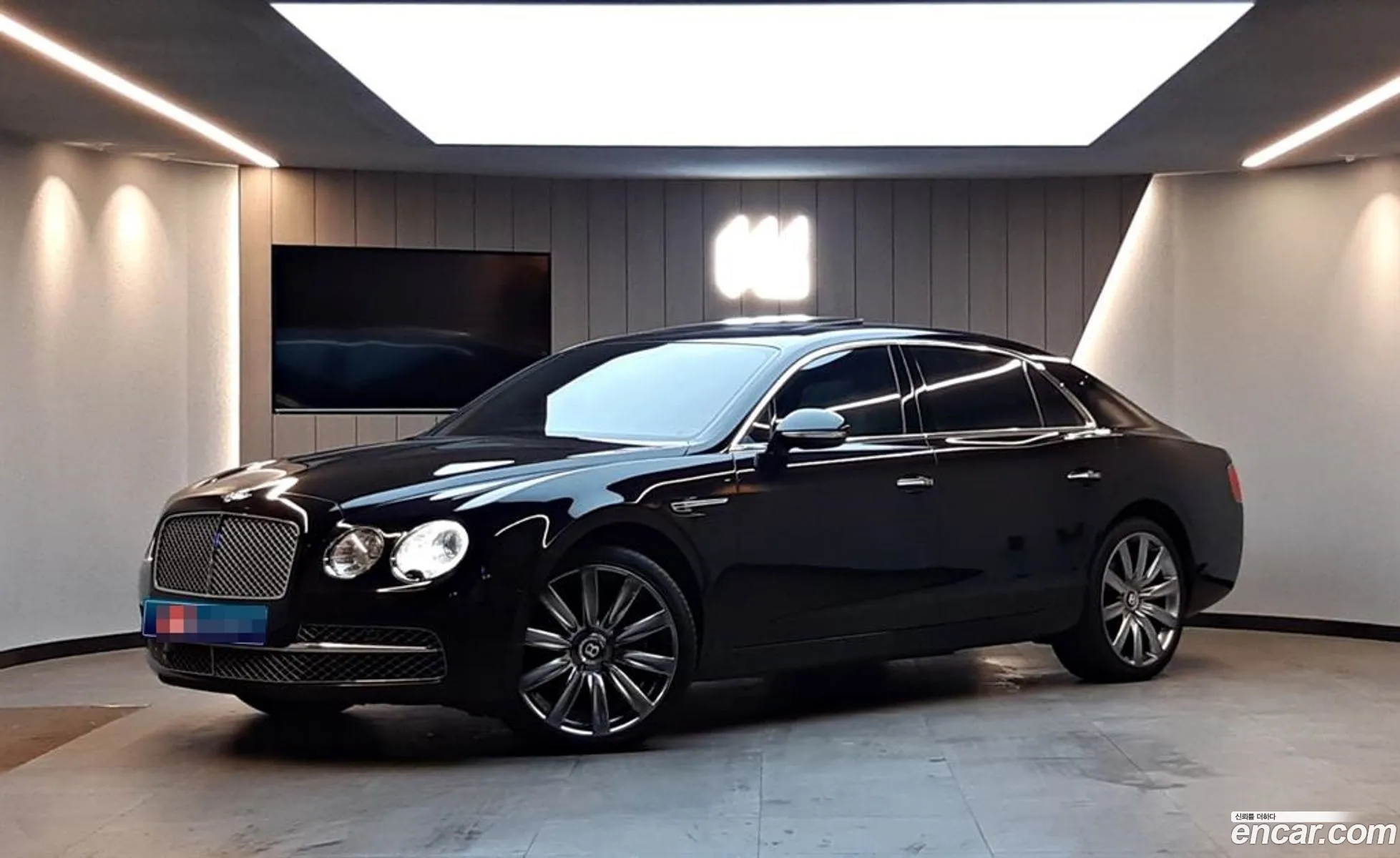 Bentley Flying Spur 60 2014 - фотография 14481831