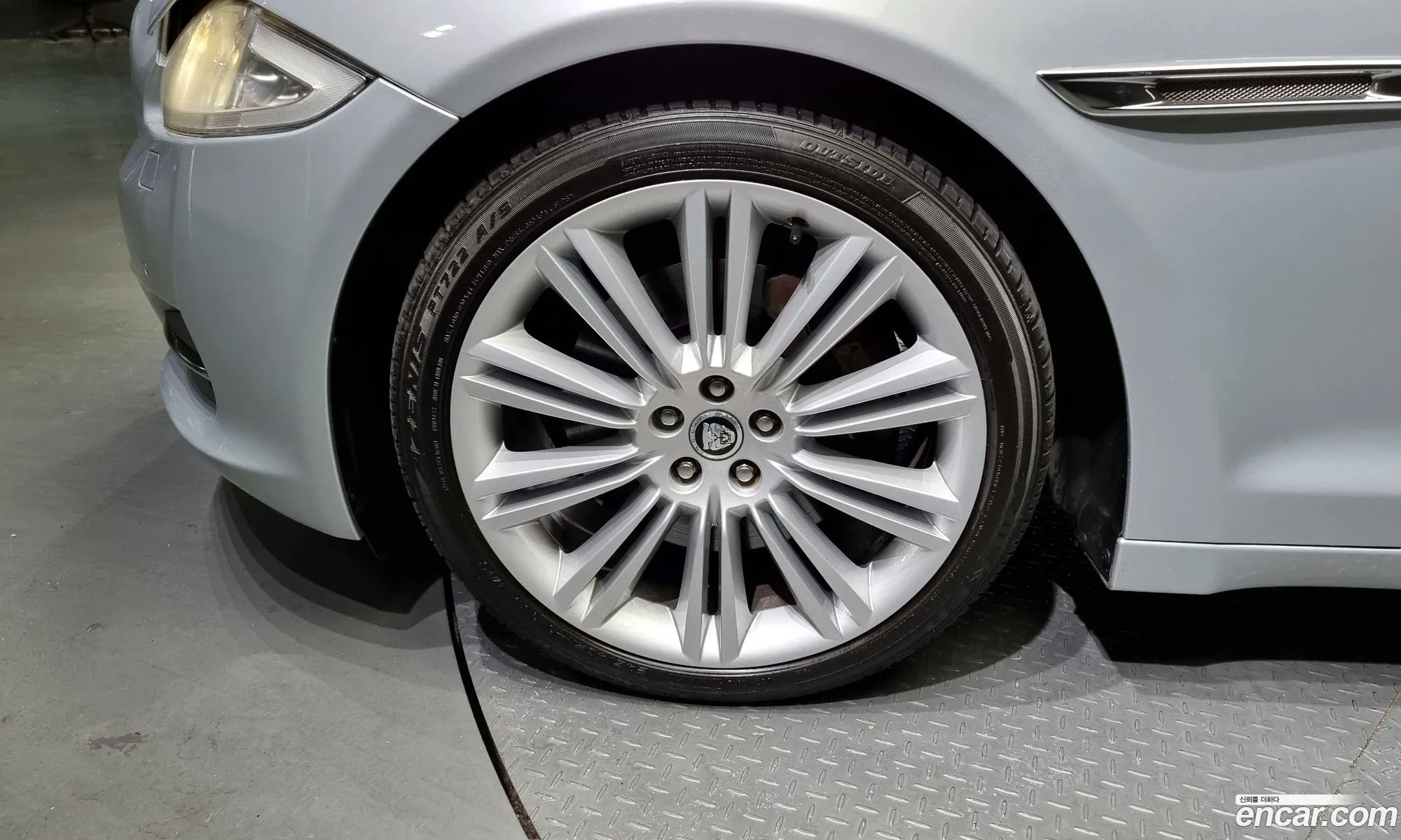 Jaguar Xj 50 Portfolio Lwb 2011 - фотография 3938880