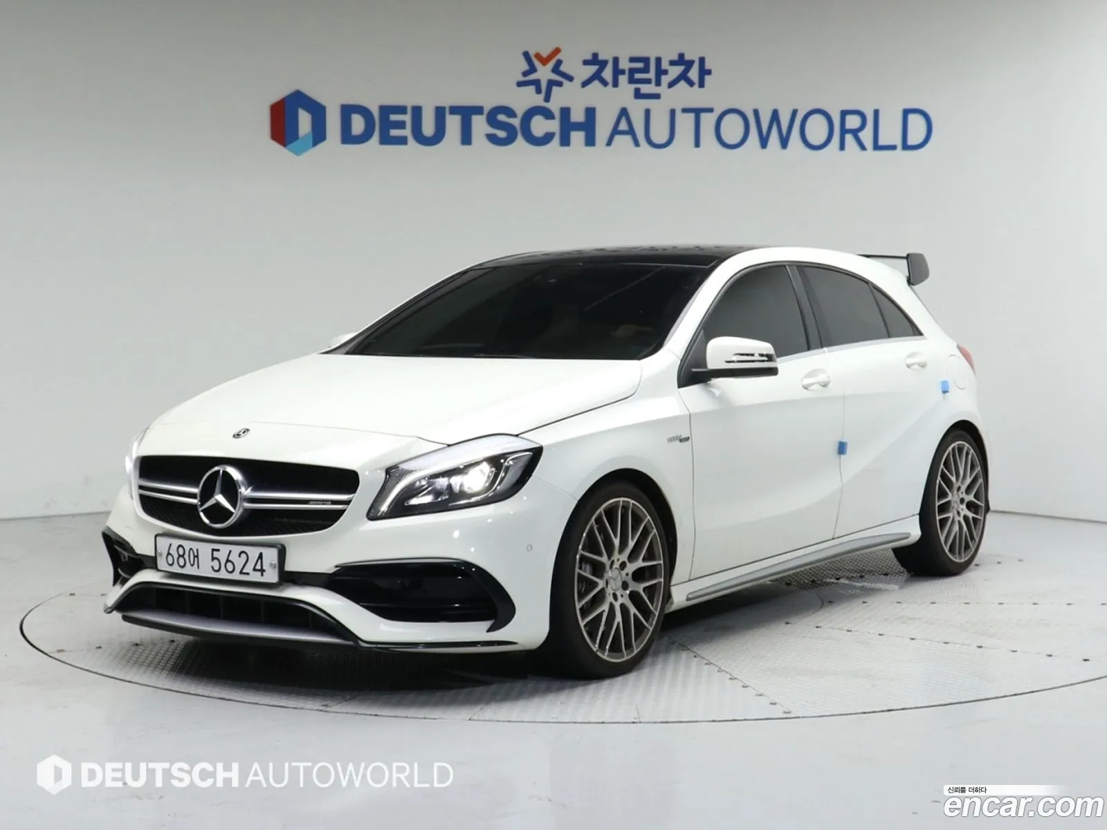Mercedes-Benz A-Klasse A45 Amg 4Matic 2018 - фотография 14078541