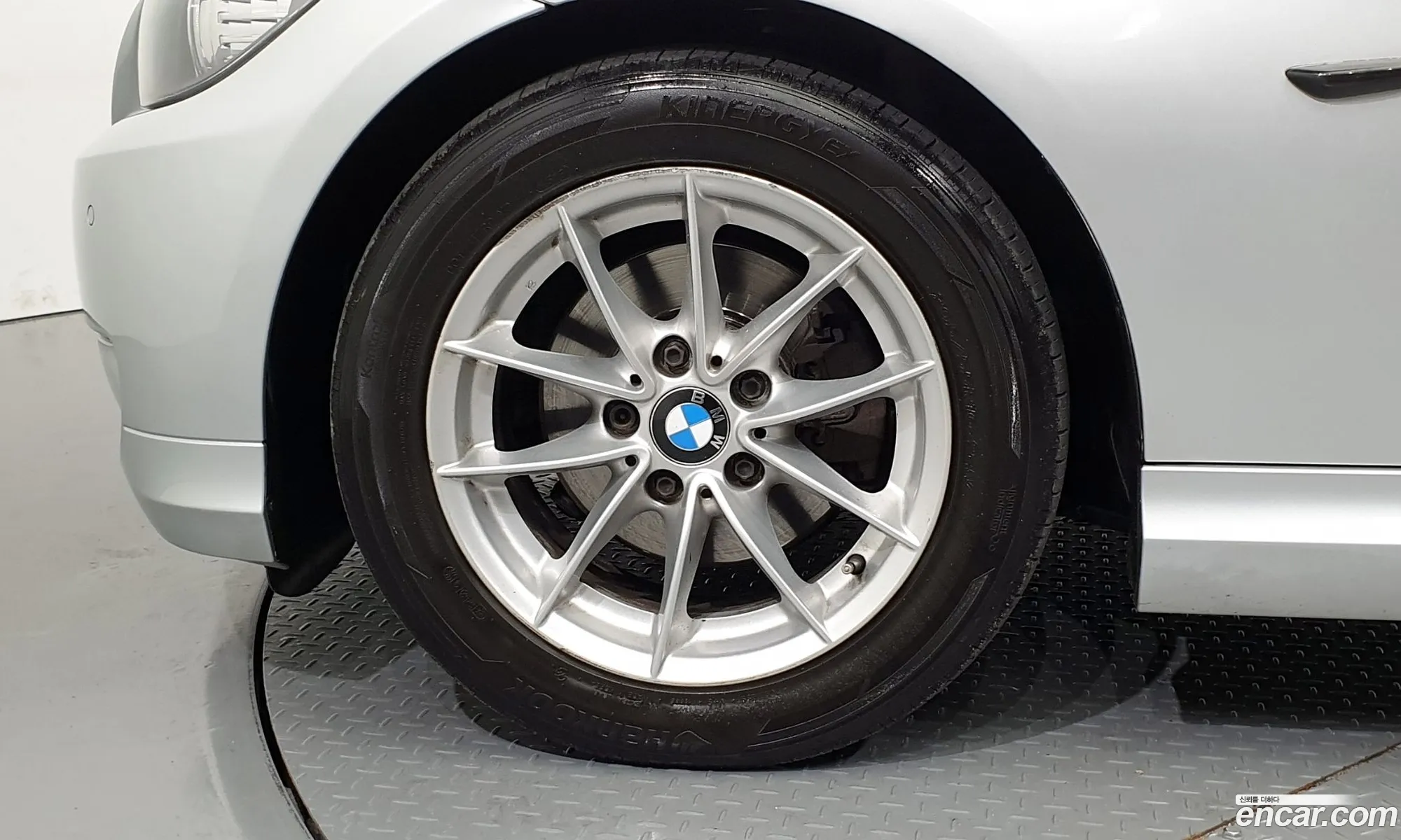 BMW 3Er 320I Sedan 2011 - фотография 177715