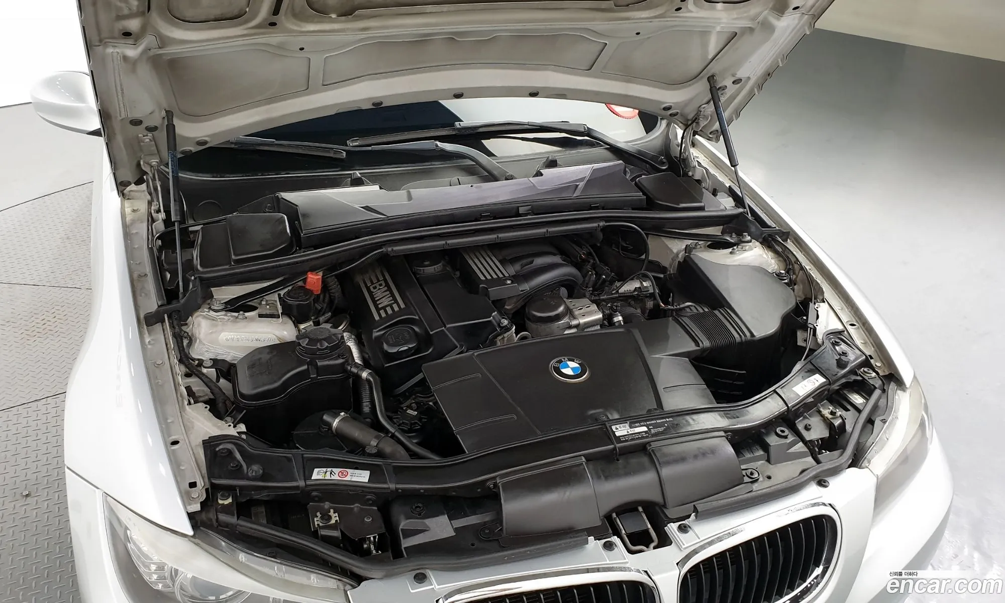 BMW 3Er 320I Sedan 2011 - фотография 177716