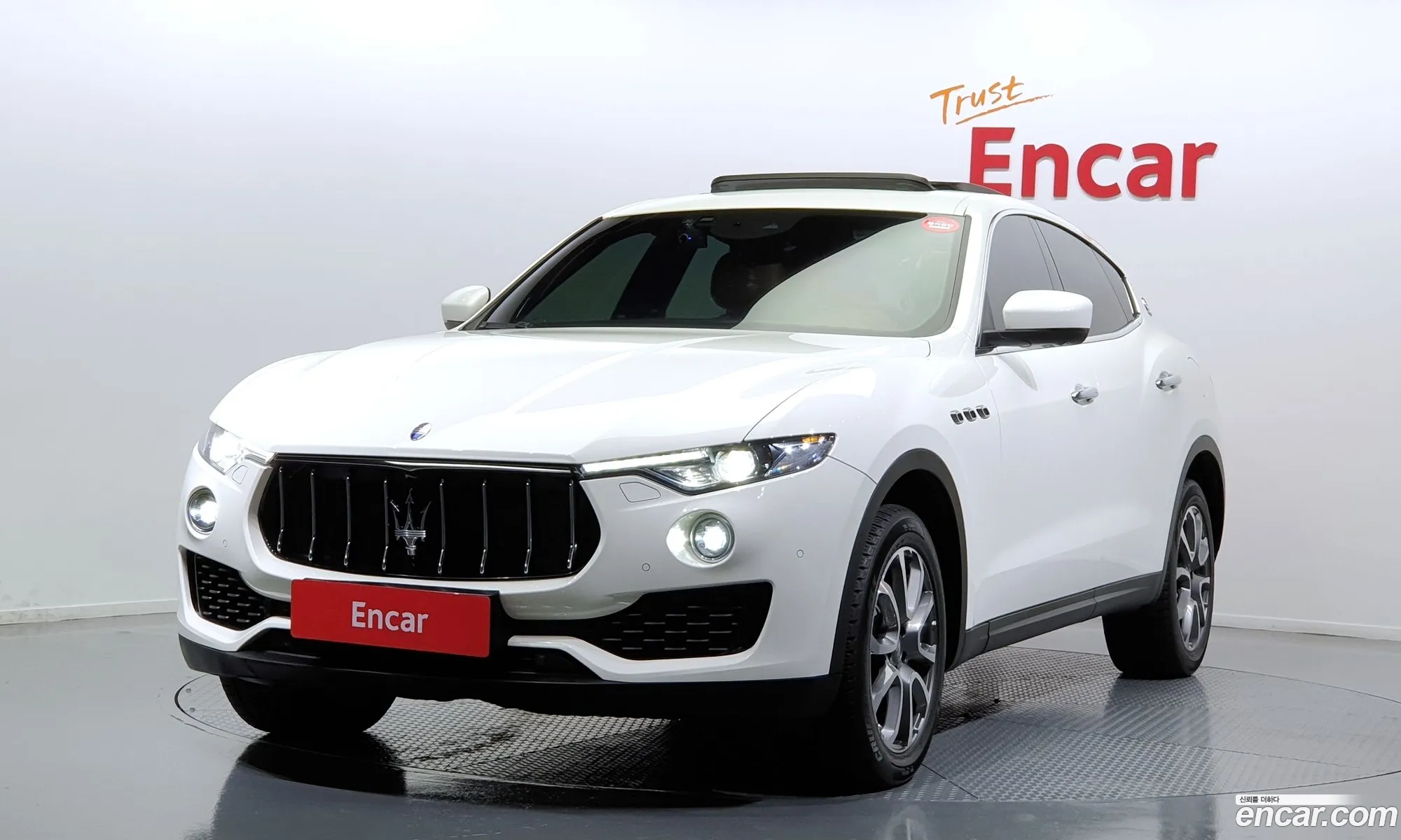 Maserati Levante I 30 Diesel Awd 2018 - фотография 12595215