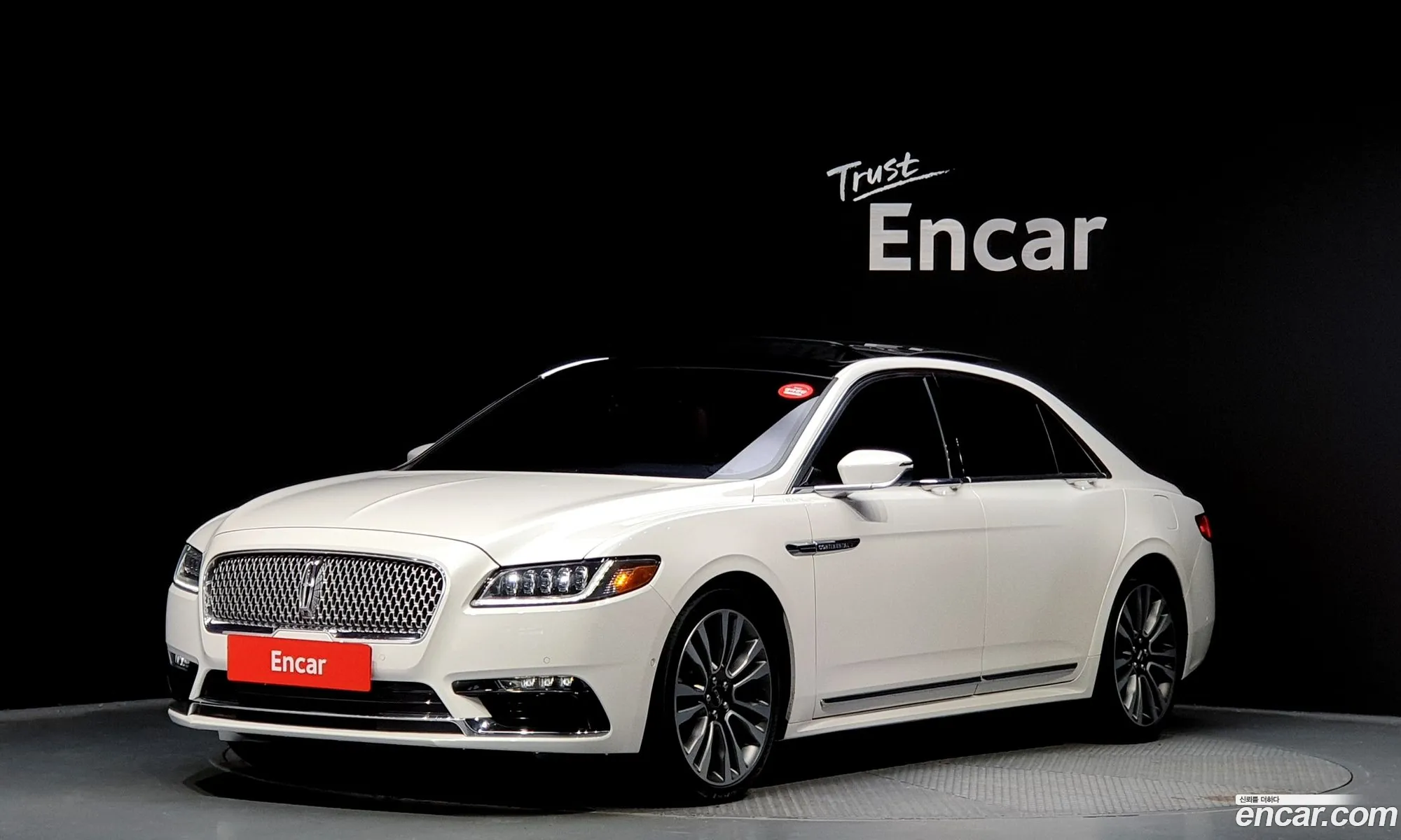 Lincoln Continental X 30 Awd 2018 - фотография 3738276
