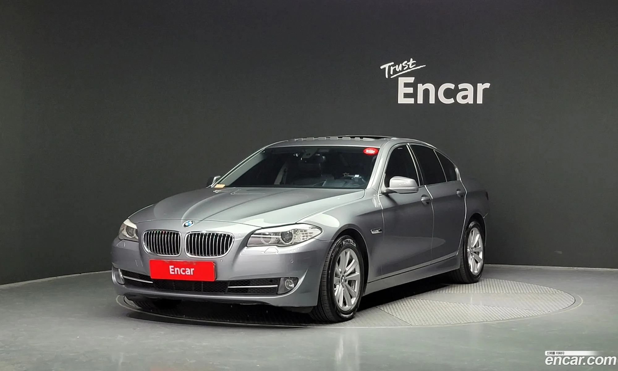 BMW 5 Series F10 520D - фотография 202330