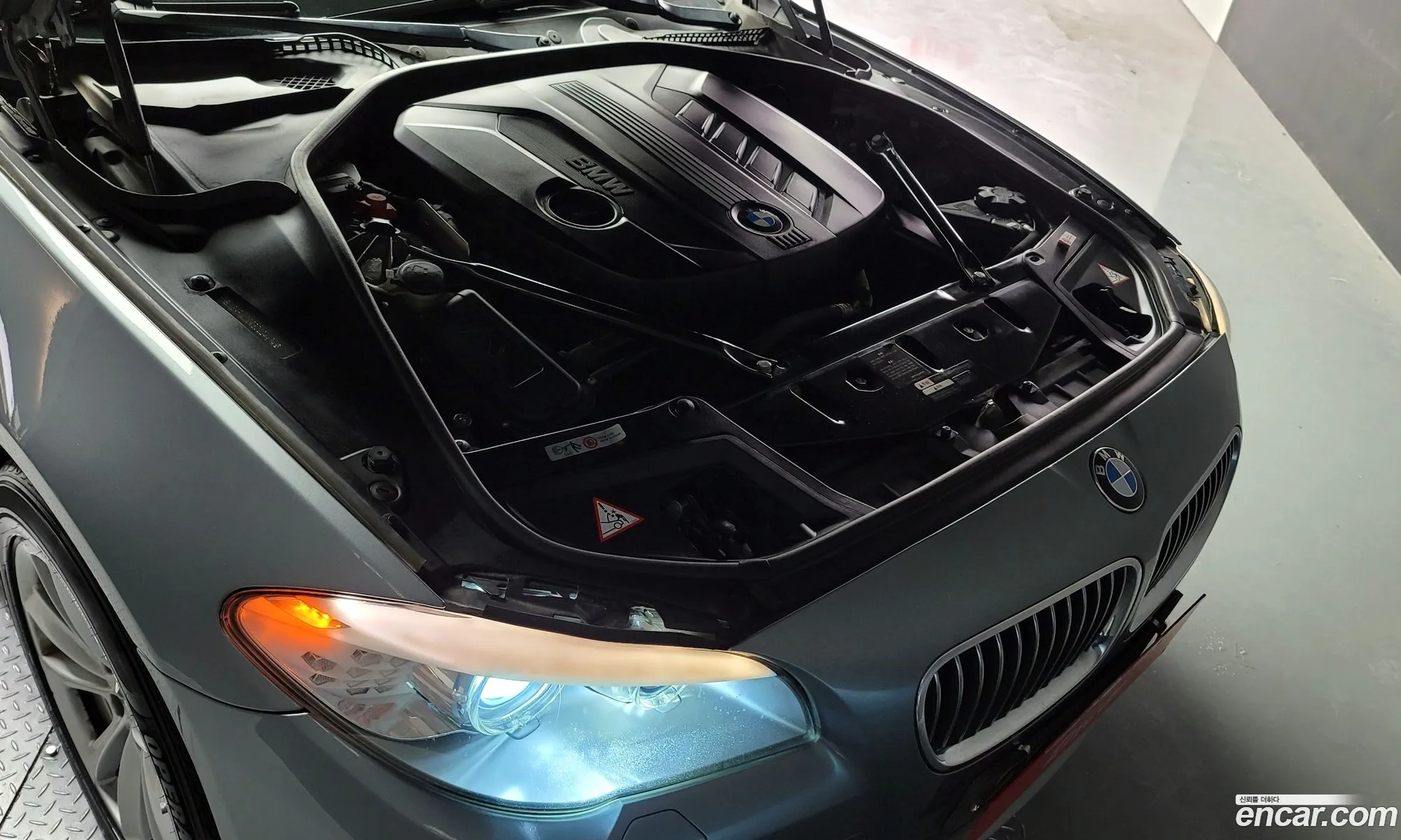 BMW 5 Series F10 520D - фотография 202335