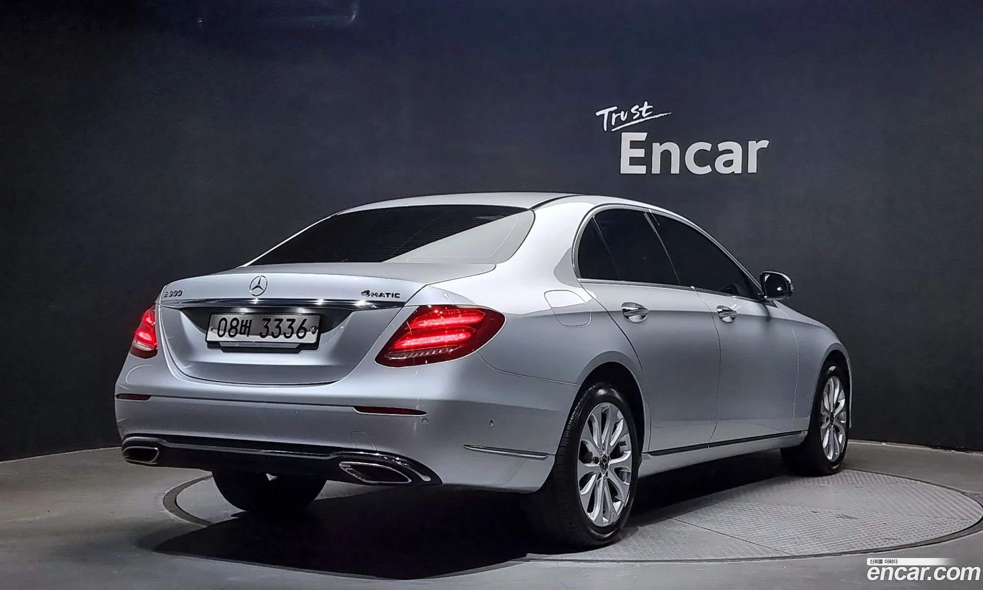 Mercedes-Benz E-Klasse V W213 S213 C238 E300 4Matic Exclusive Standard 2018 - фотография 18952553