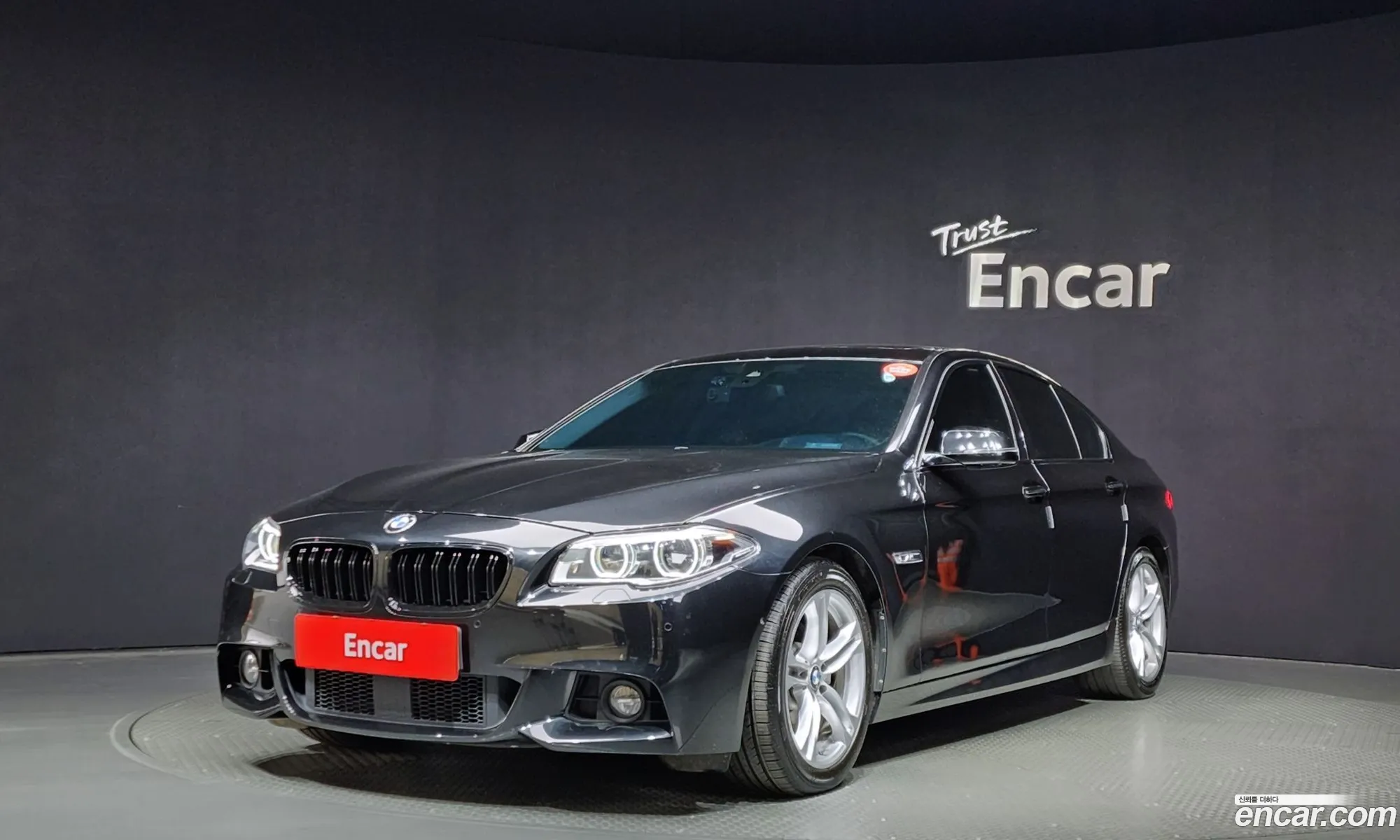 BMW 5 Series F10 520D M Aerodynamics - фотография 56122