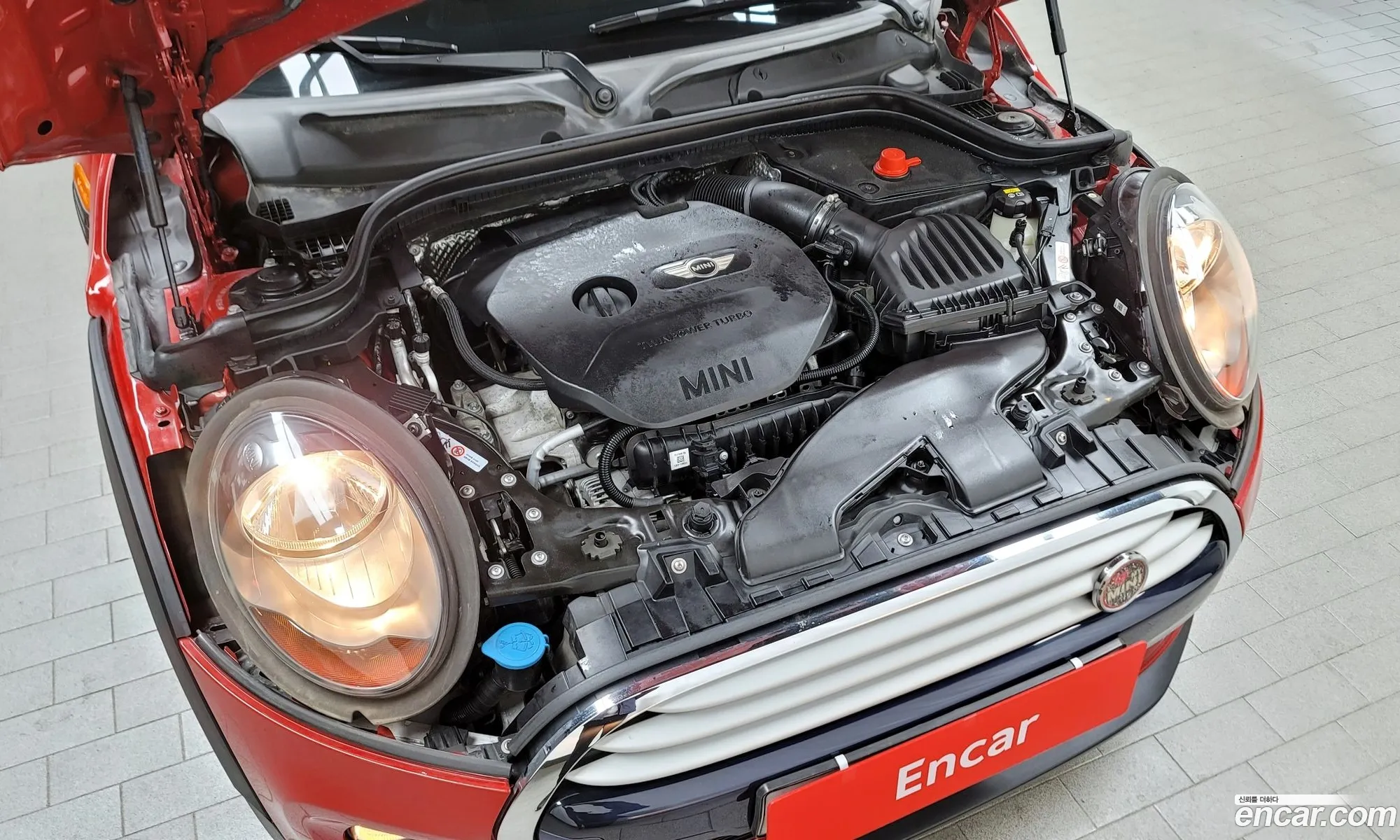 Mini Cooper Basic Type 2015 - фотография 4177809