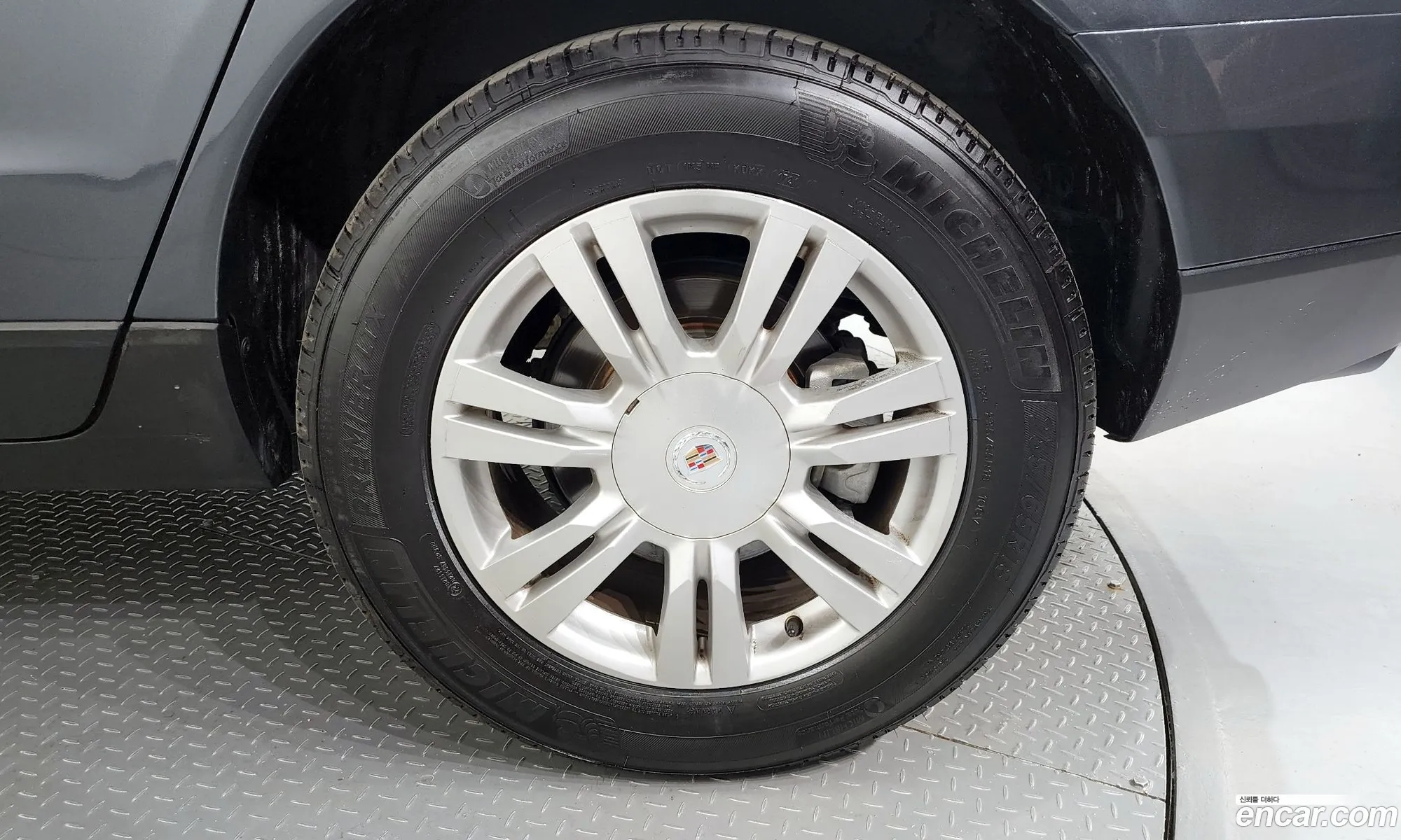 Cadillac All New Srx 30 Luxury - фотография 3708436
