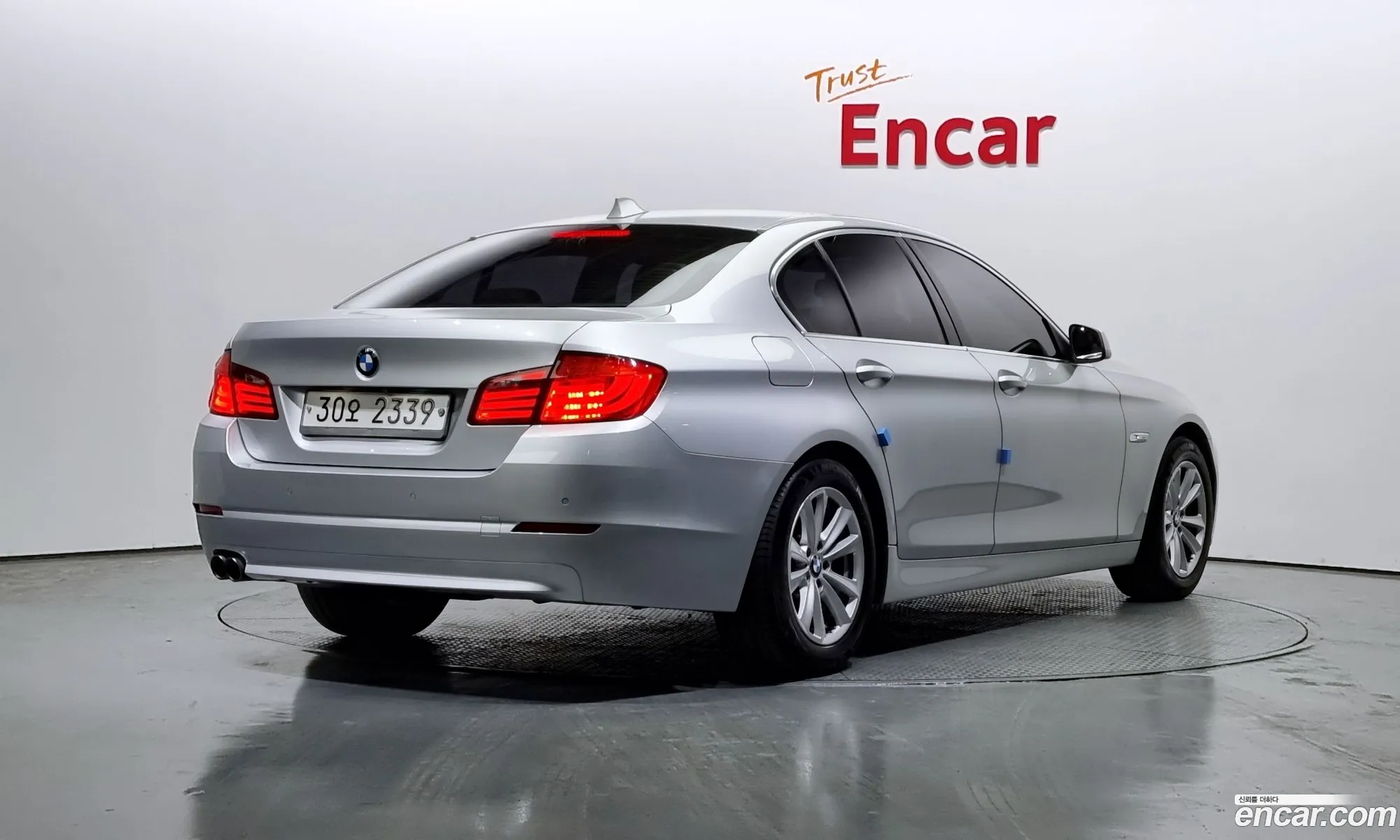 BMW 5Er Vi F10F11F07 520D 2011 - фотография 58792