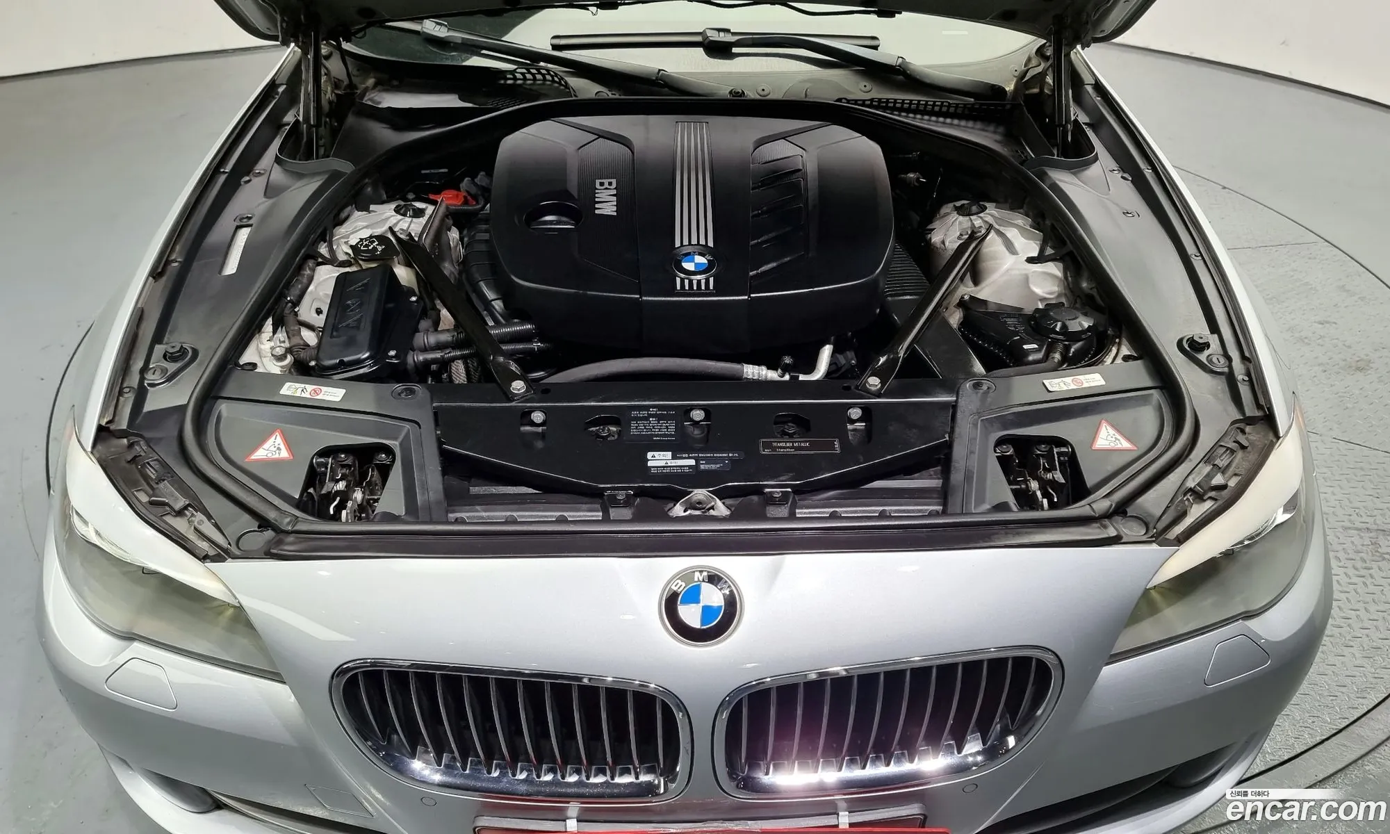 BMW 5Er Vi F10F11F07 520D 2011 - фотография 58796
