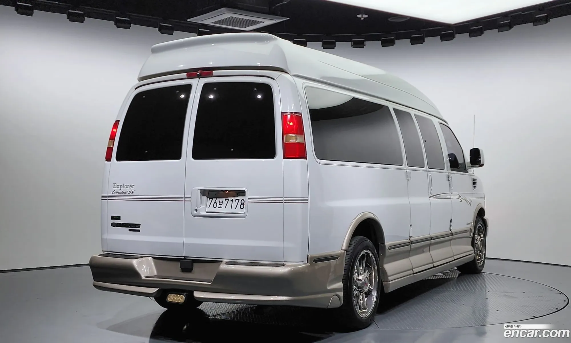 Chevrolet Express Ii 60 2010 - фотография 7333588