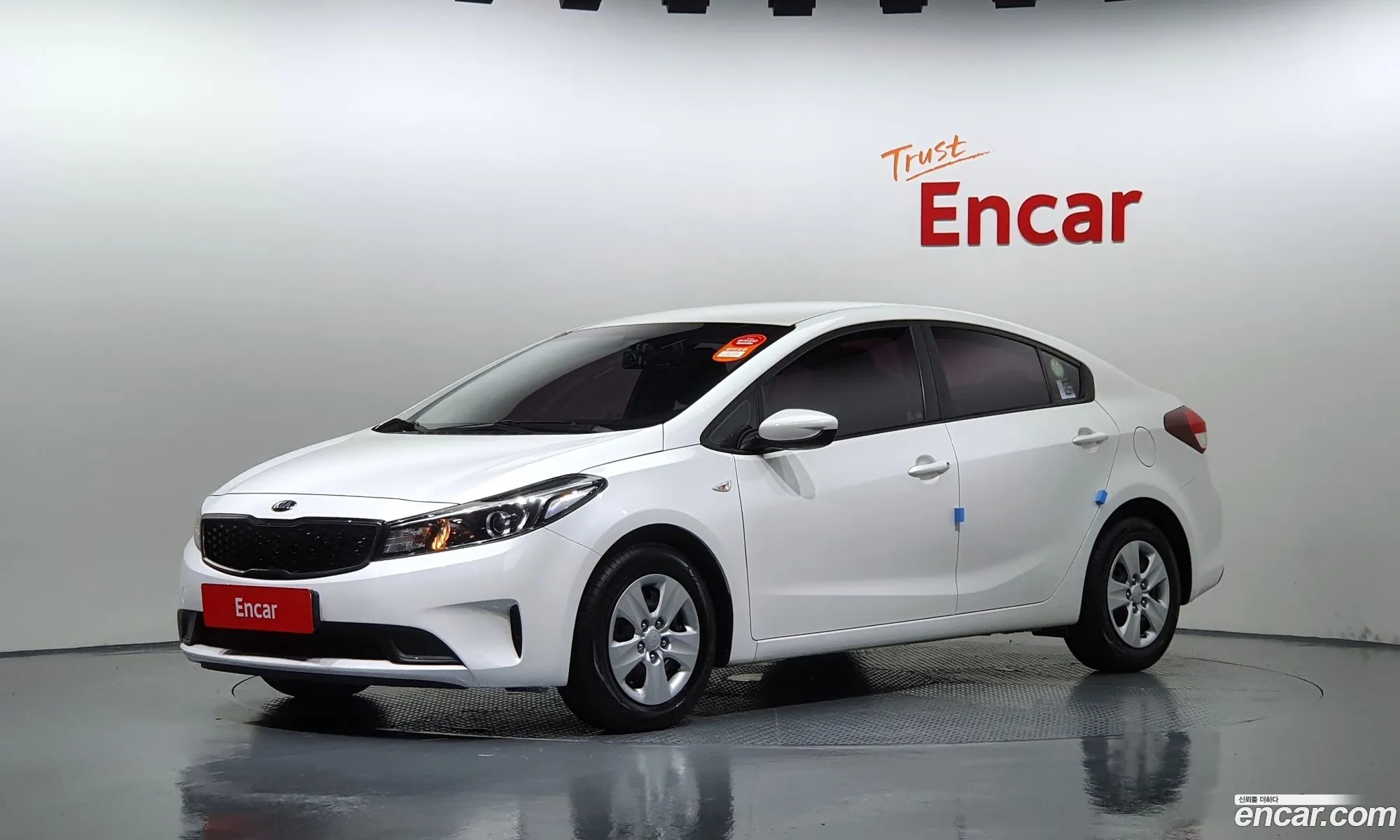 Kia K3 I Deluxe 2017 - фотография 11149840