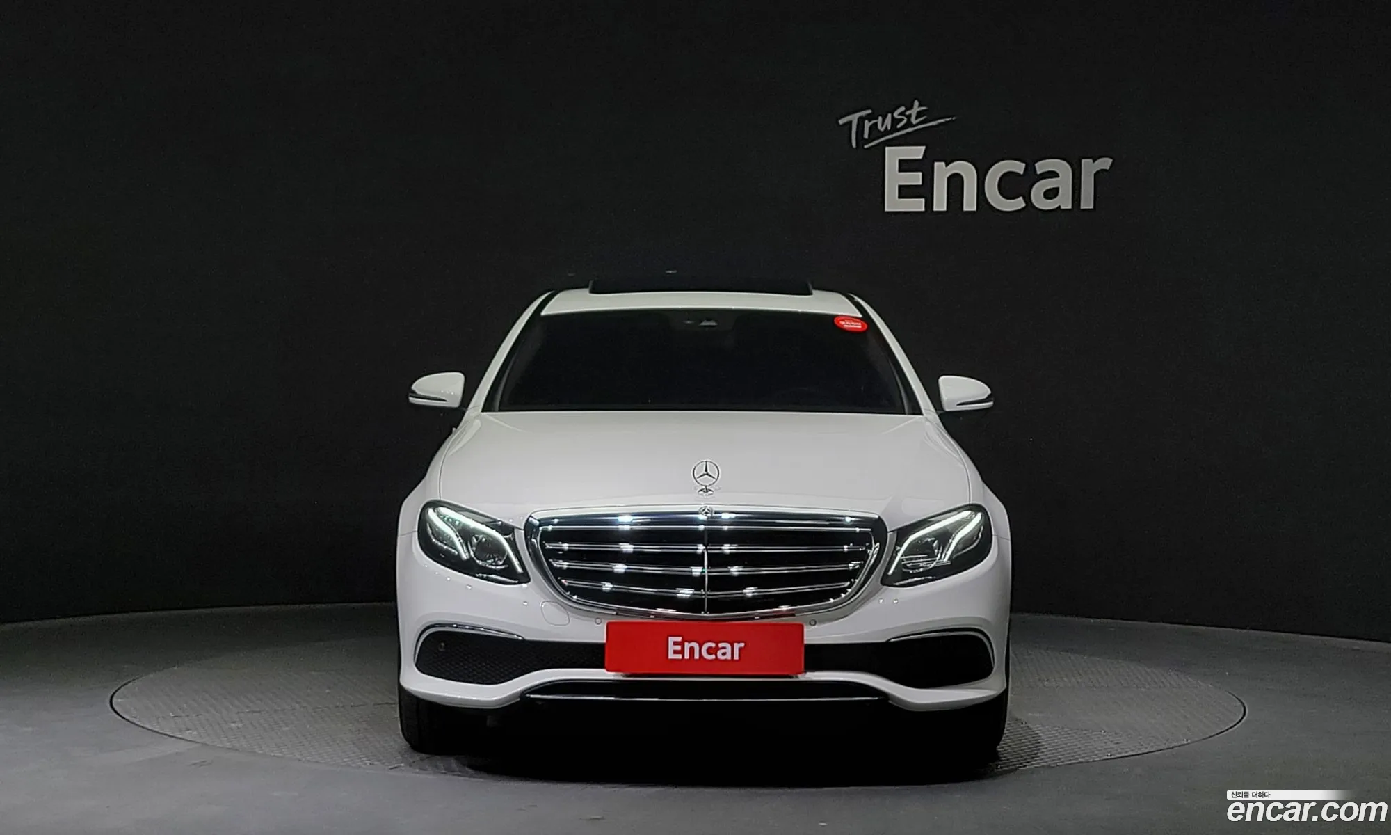 Mercedes-Benz E-Klasse V W213 S213 C238 E220D 4Matic Exclusive 2019 - фотография 12600662