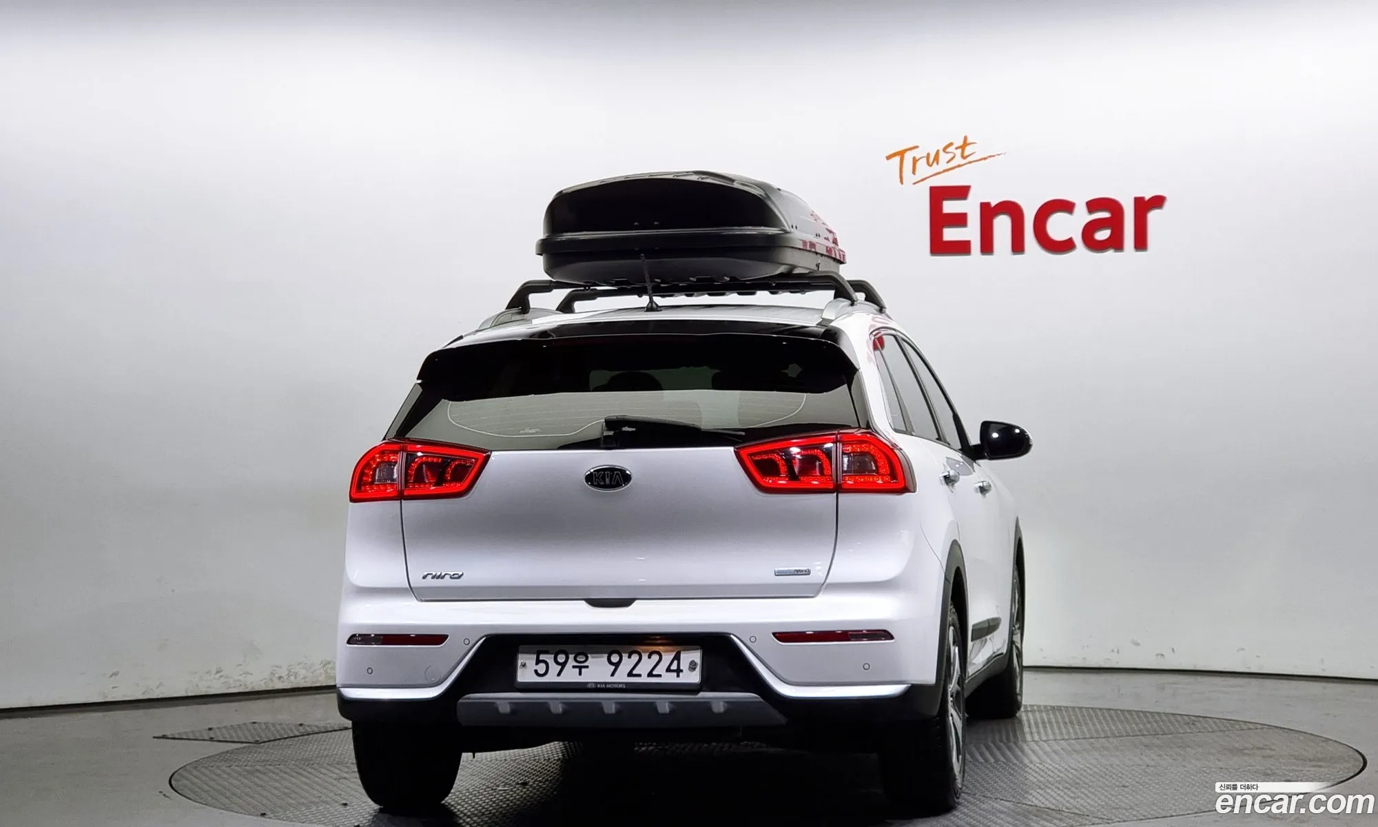 Kia Niro I Prestige 2018 - фотография 11744387