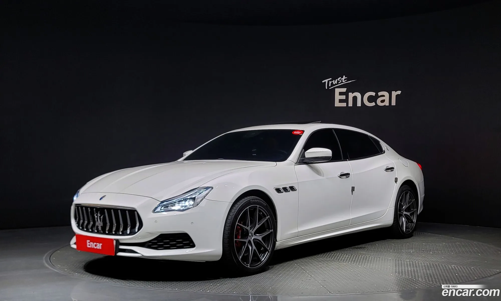 Maserati Quattroporte Vi S Q4 30 V6 2018 - фотография 12616001