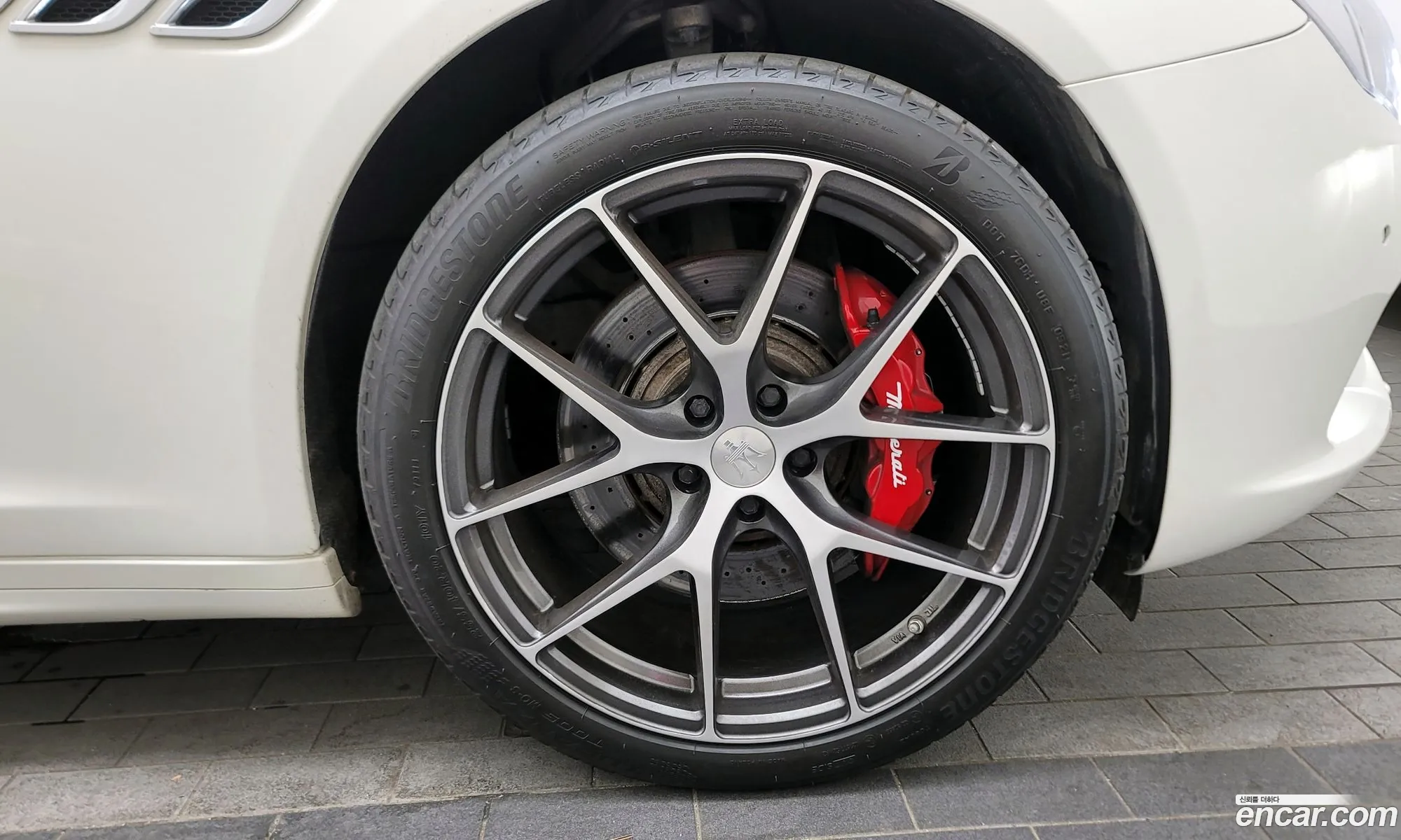 Maserati Quattroporte Vi S Q4 30 V6 2018 - фотография 12616005