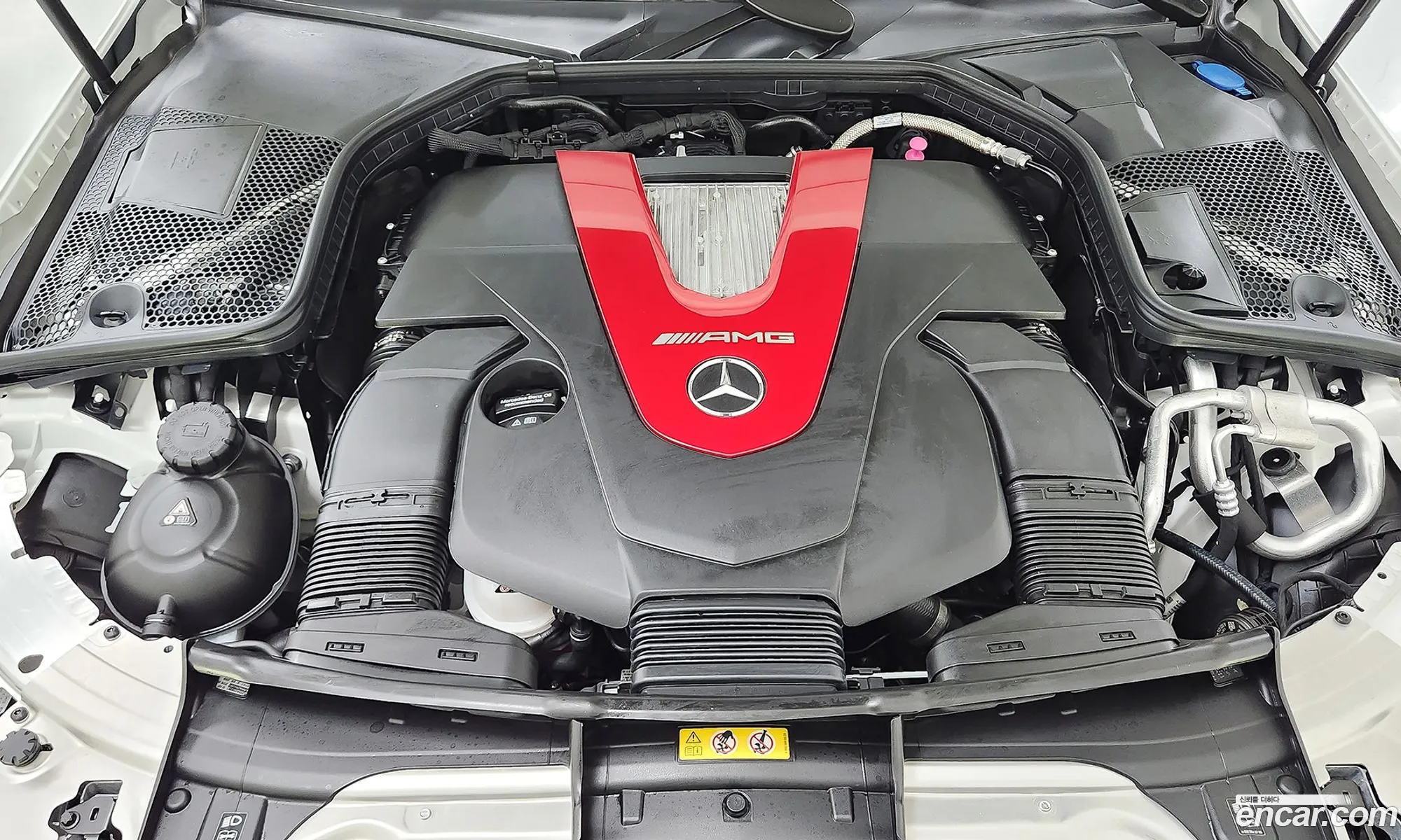 Mercedes-Benz C-Klasse C43 Amg 4Matic Coupe 2023 - фотография 13141784