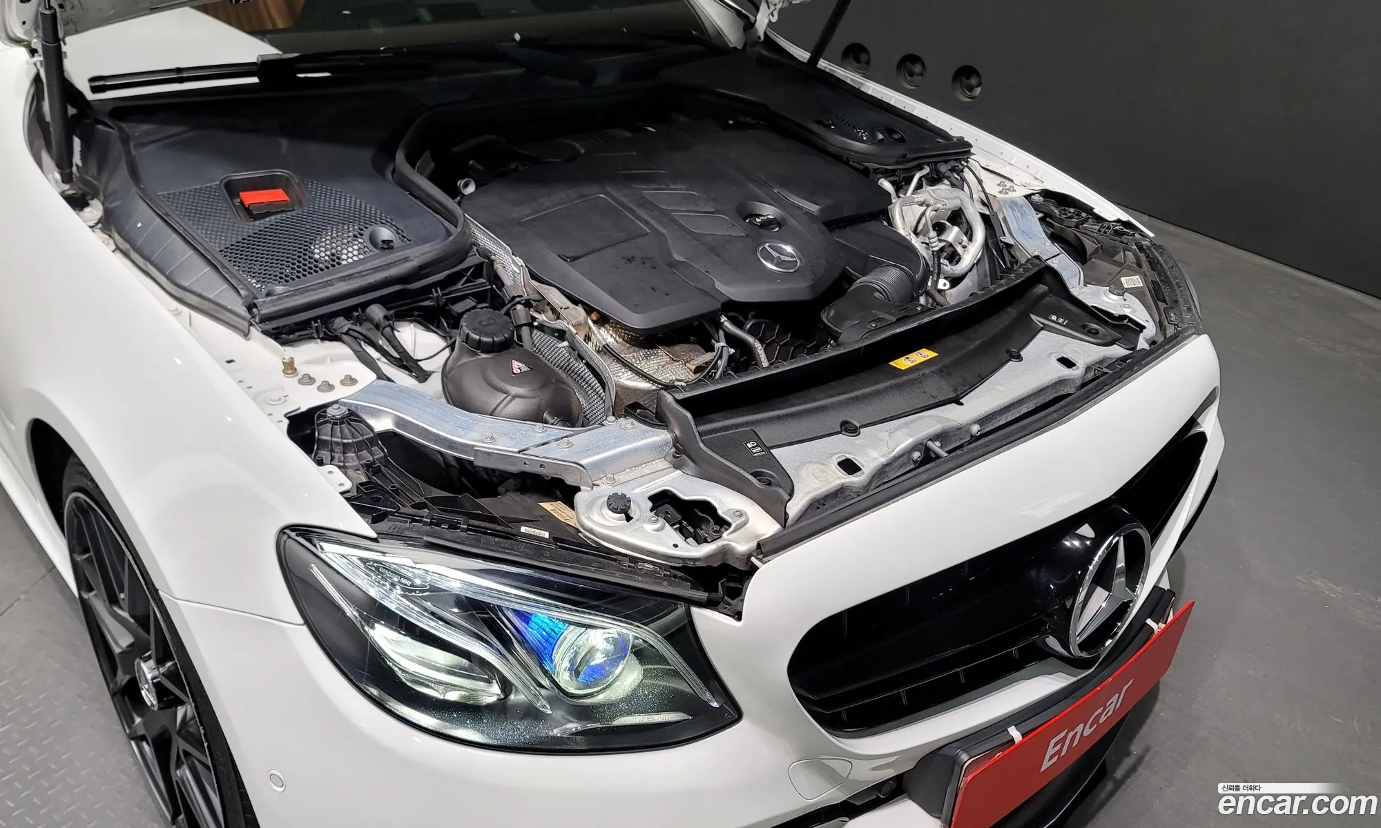 Mercedes-Benz E-Klasse V W213 S213 C238 E220D Cabriolet 2019 - фотография 12819751