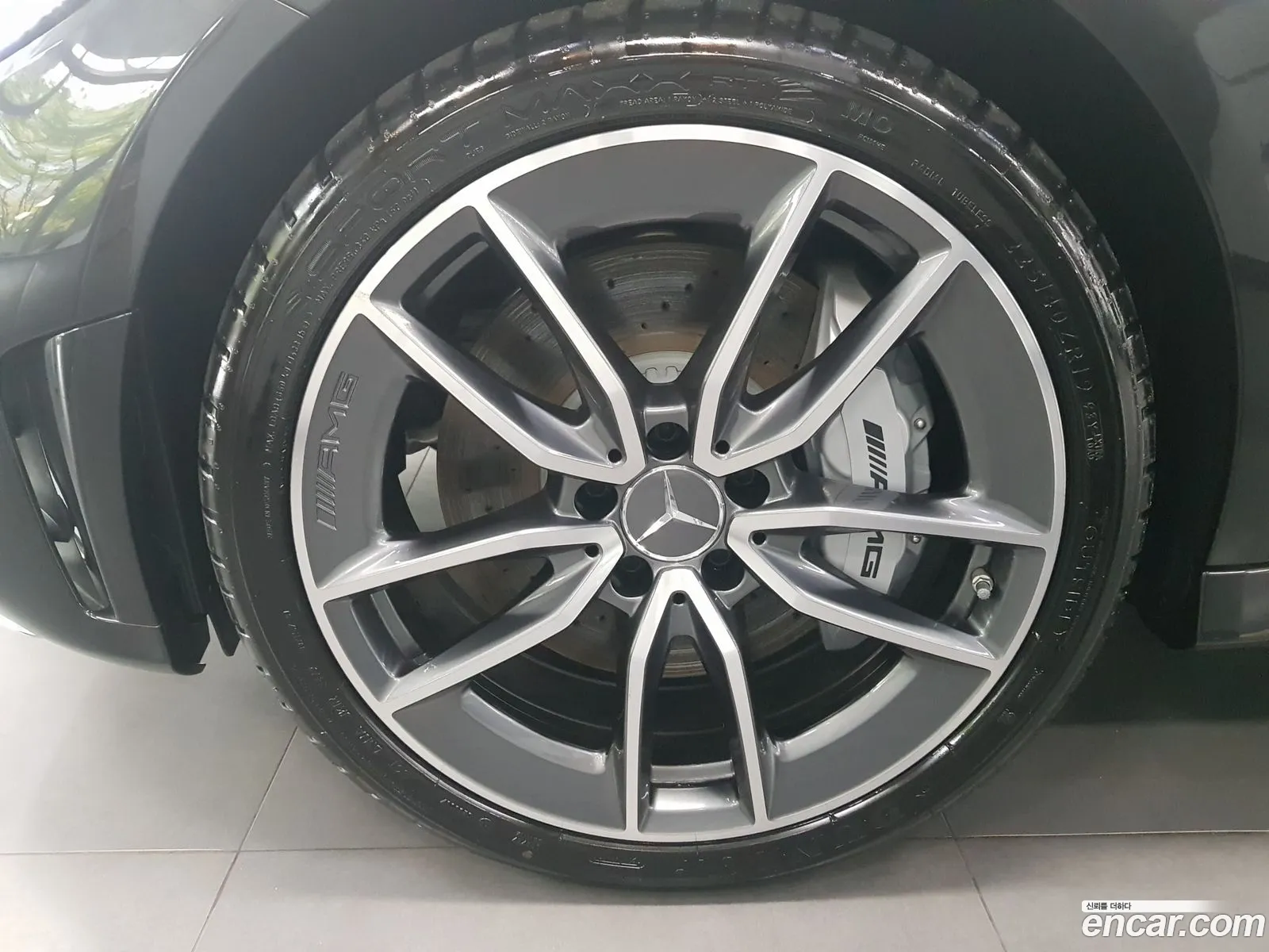 Mercedes-Benz C-Klasse C43 Amg 4Matic Coupe 2023 - фотография 13535820