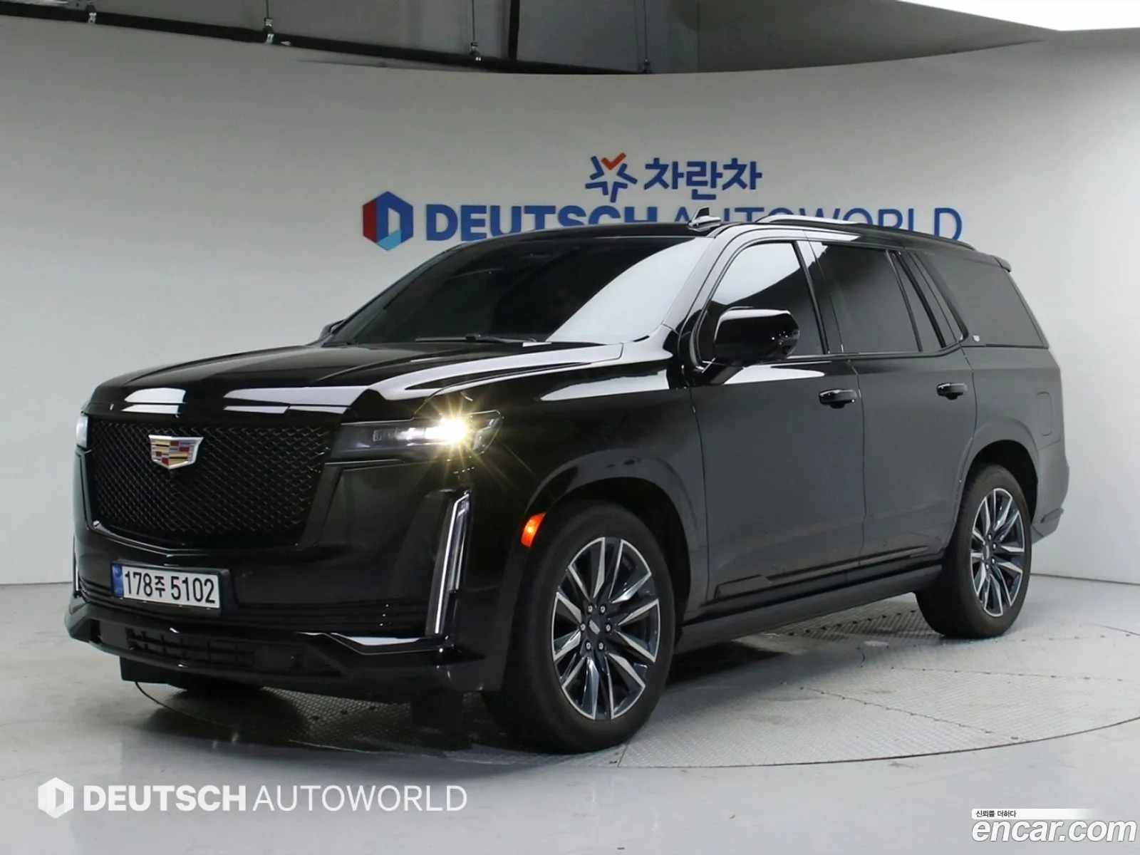 Cadillac Escalade V 62 2022 - фотография 14523827