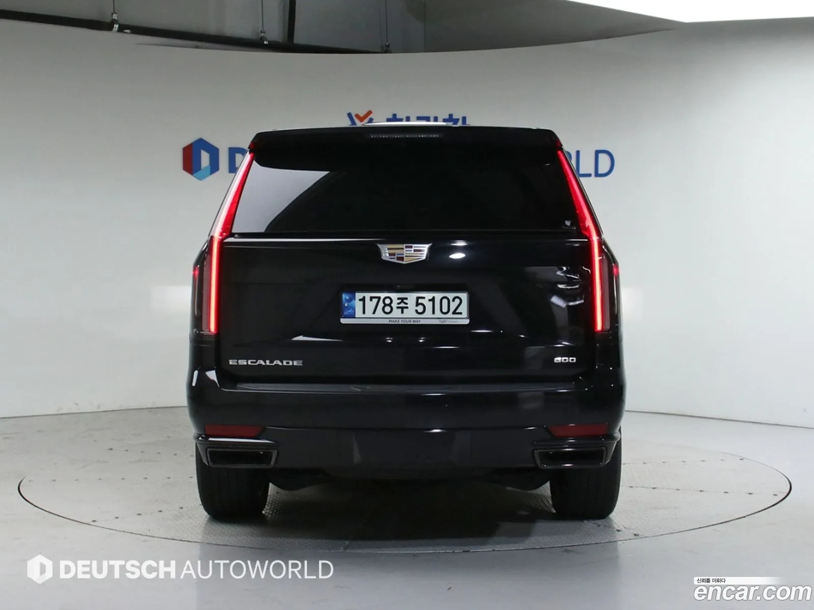 Cadillac Escalade V 62 2022 - фотография 14523830