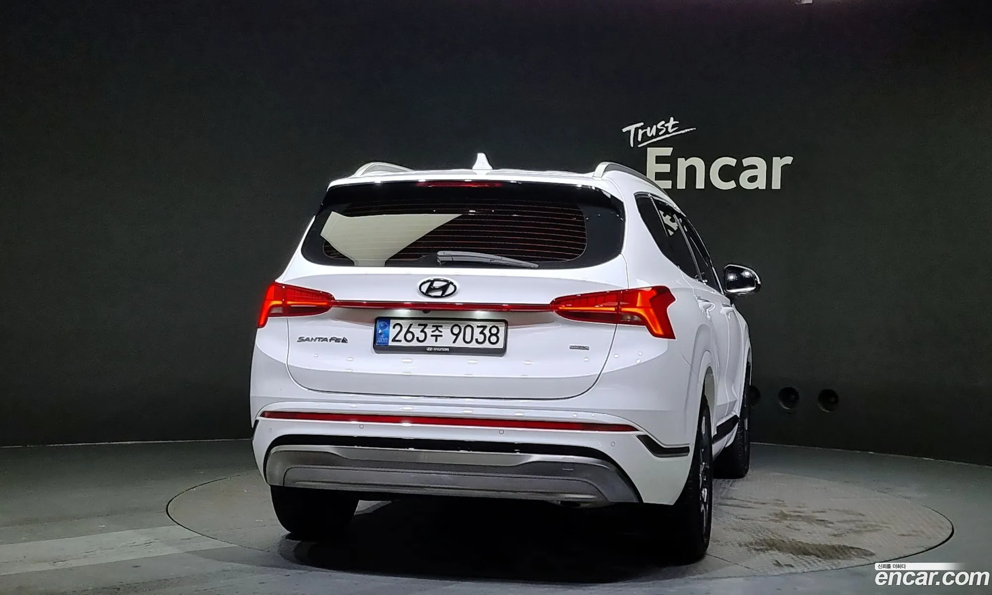 Hyundai Santa Fe Iv Hev 16 4Wd 2022 - фотография 11790347