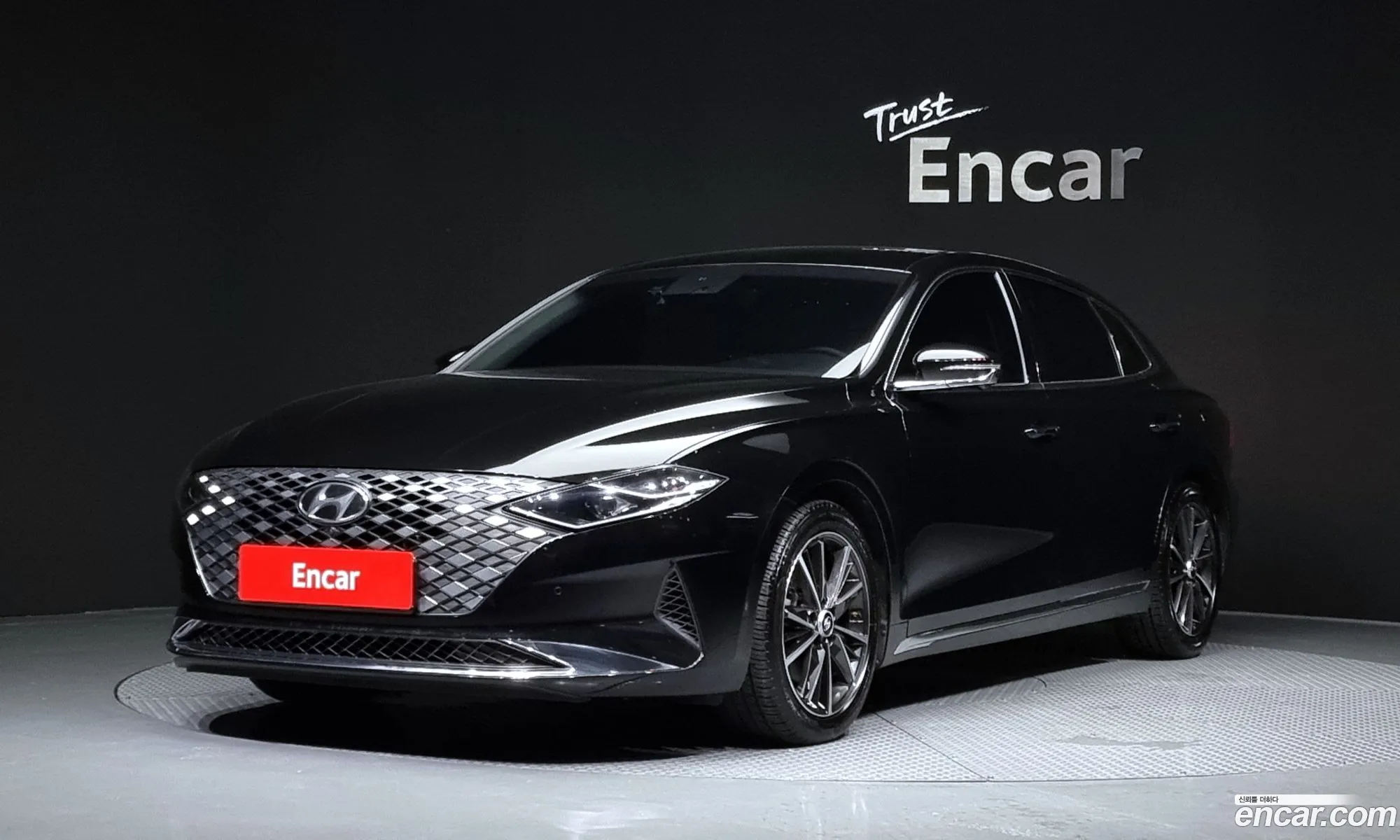 Hyundai Grandeur Vi 25 2020 - фотография 11390399