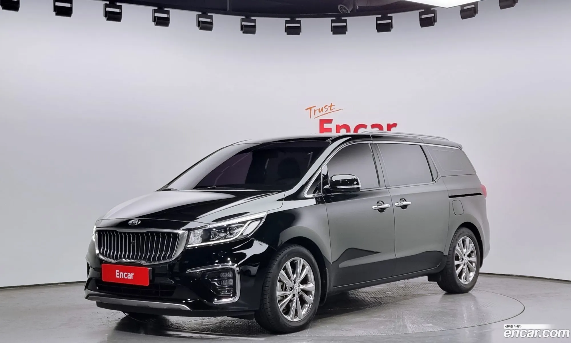 Kia Carnival Iii 7-Seater Limousine 2019 - фотография 11791405