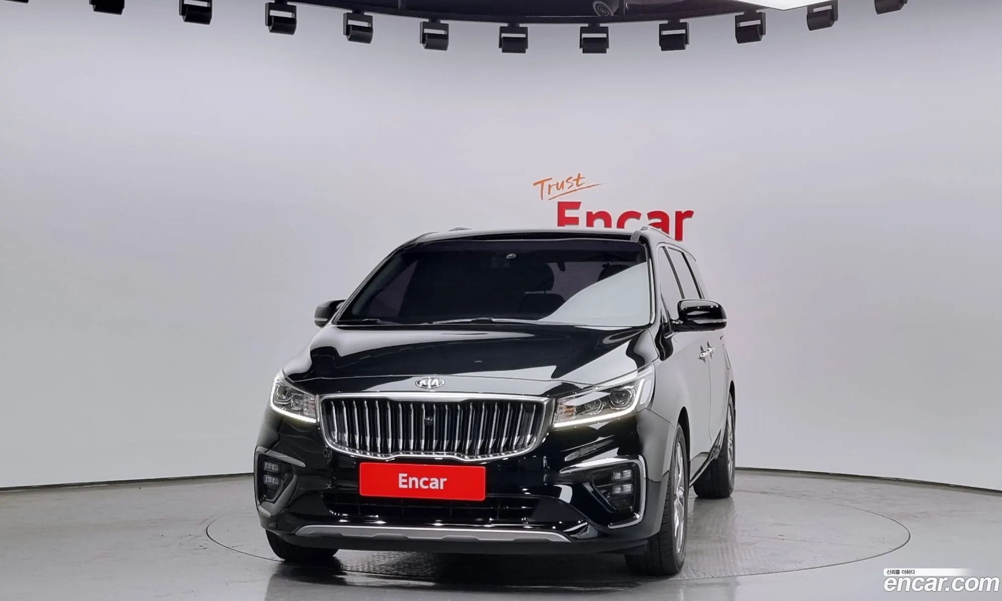 Kia Carnival Iii 7-Seater Limousine 2019 - фотография 11791407
