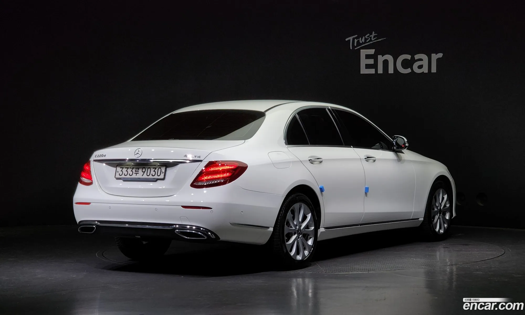 Mercedes-Benz E-Klasse V W213 S213 C238 E220D 4Matic Exclusive 2020 - фотография 12518523
