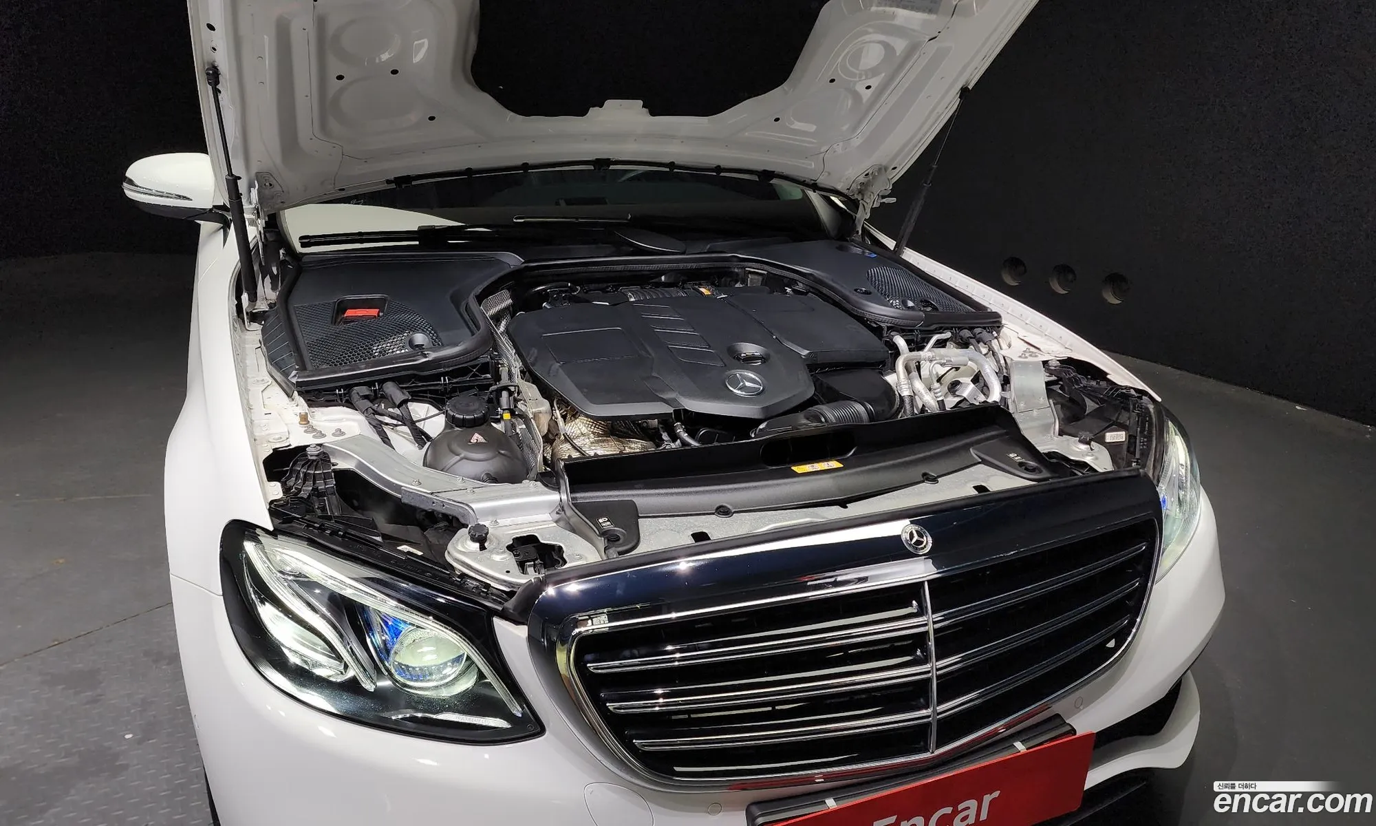 Mercedes-Benz E-Klasse V W213 S213 C238 E220D 4Matic Exclusive 2020 - фотография 12518527