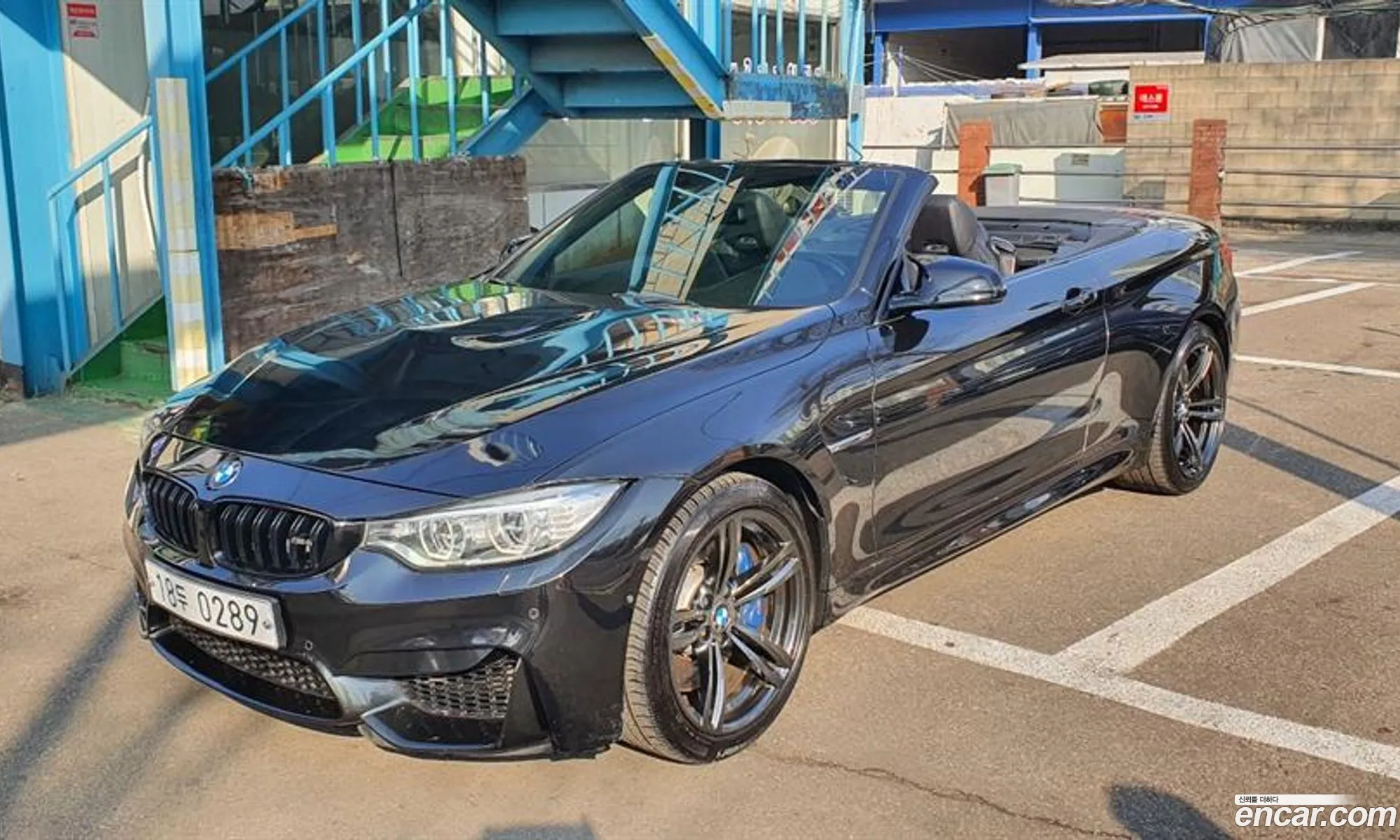 BMW M4 M4 Convertible 2015 - фотография 98875