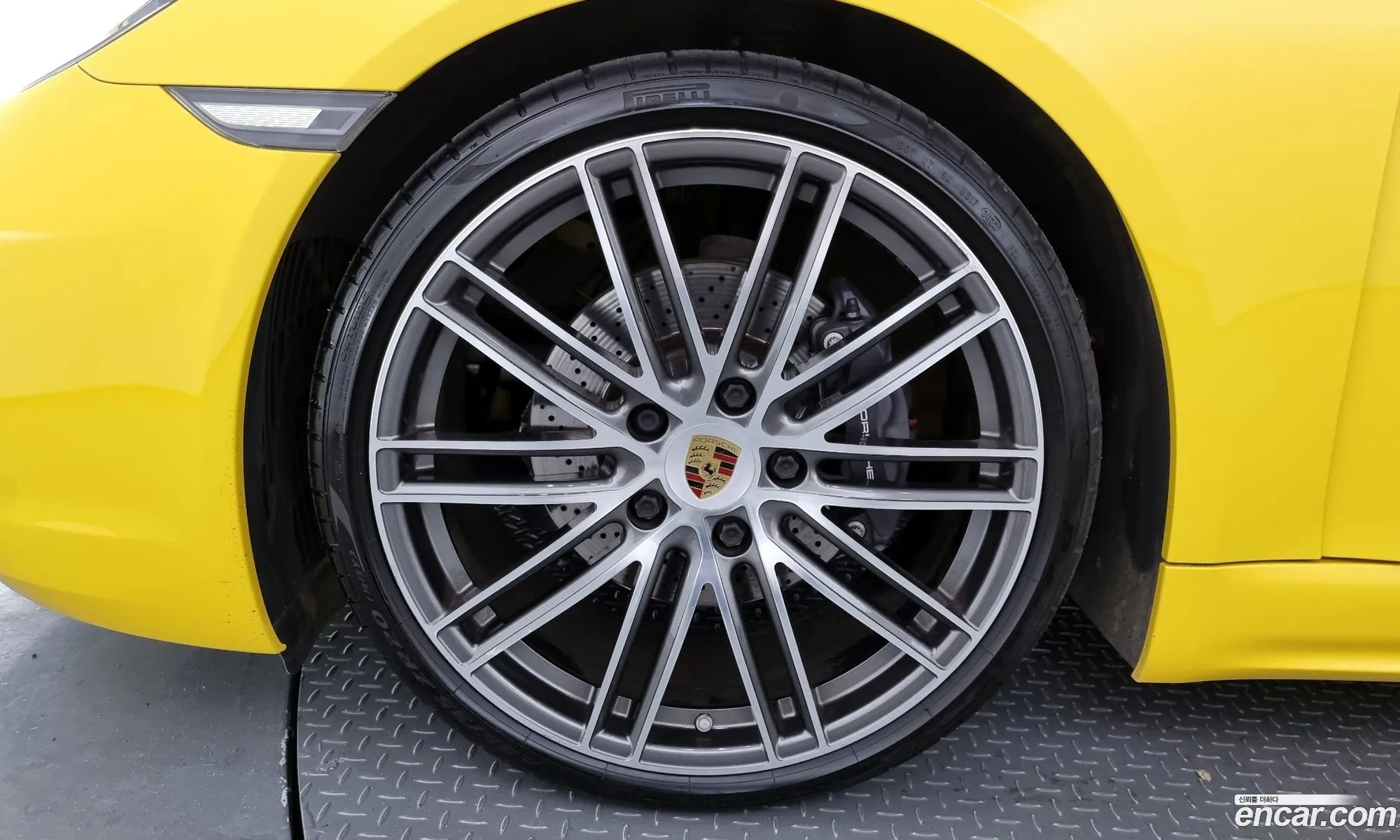 Porsche 718 Cayman 20 - фотография 3927342