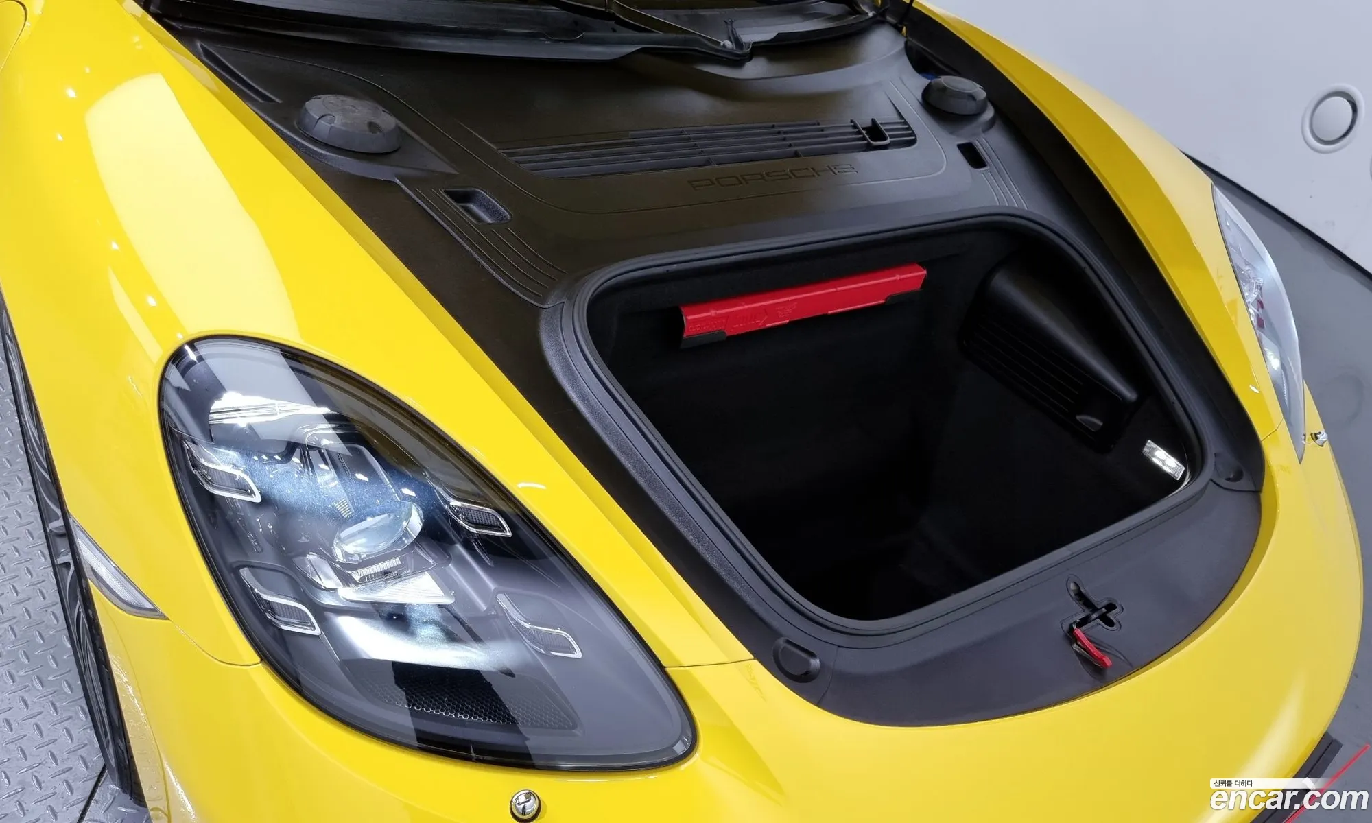 Porsche 718 Cayman 20 - фотография 3927343