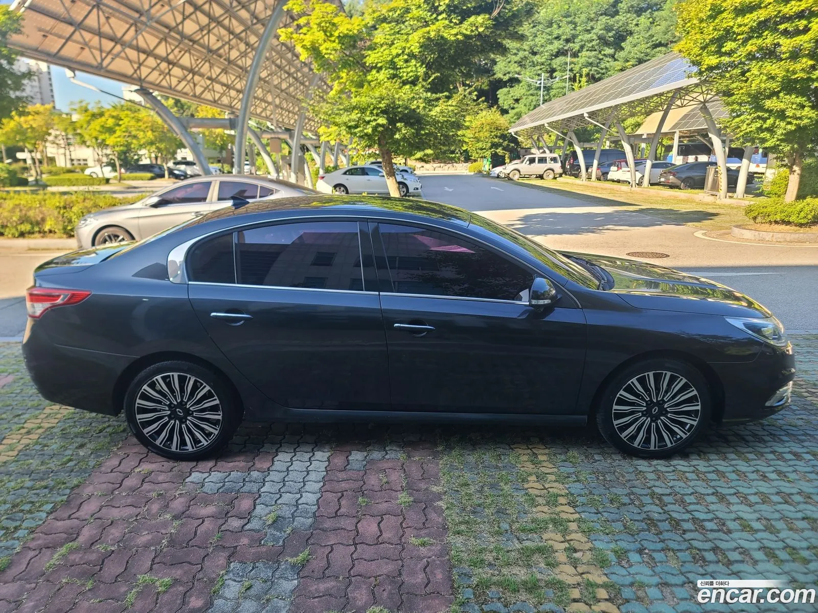 Renault Samsung Sm5 Re 2015 - фотография 3883900