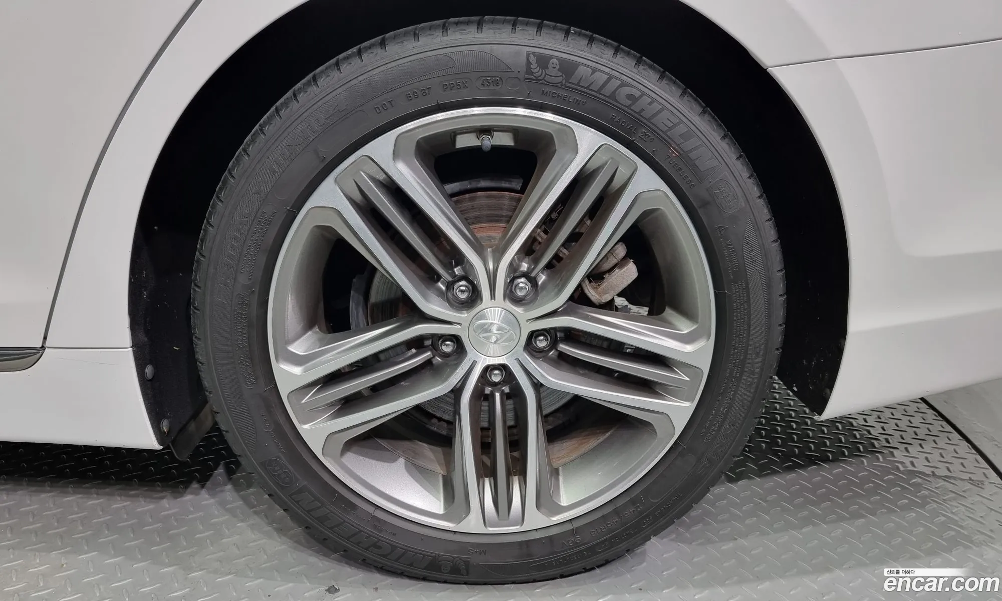 Hyundai Grandeur Ig 24 Exclusive Special - фотография 12140008