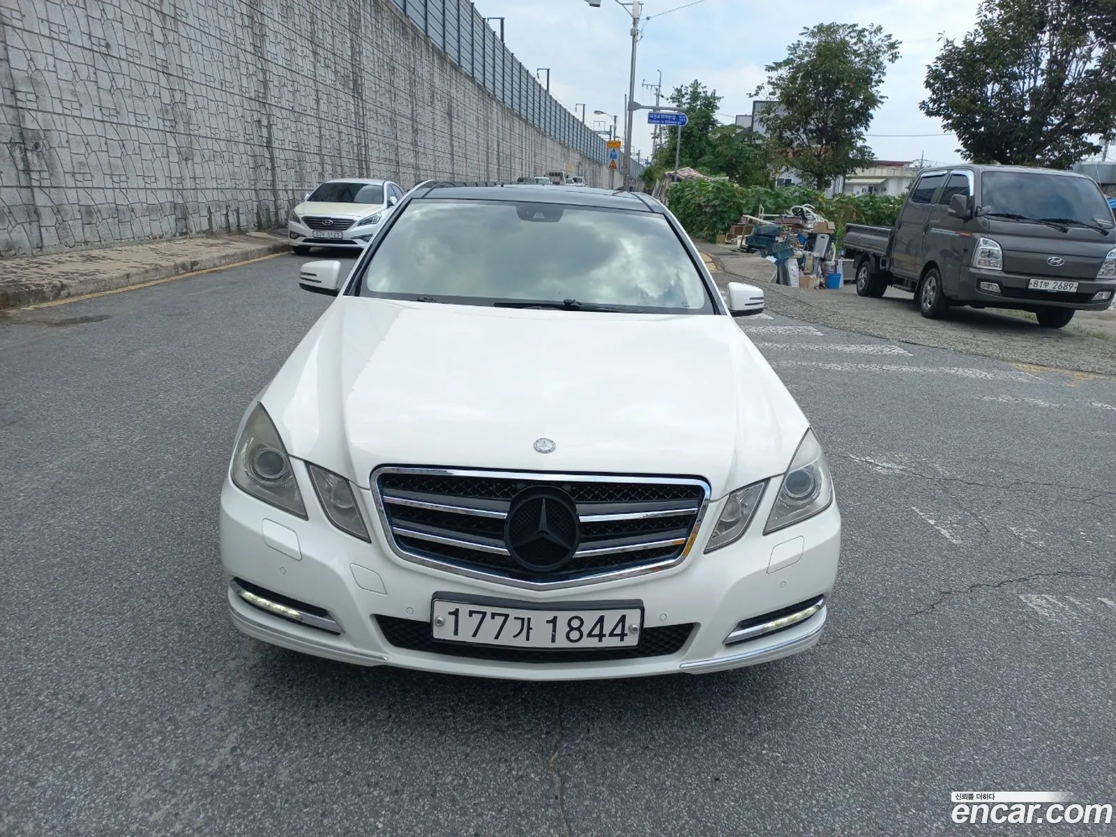 Mercedes E-Class W212 E300 Elegance - фотография 12656330