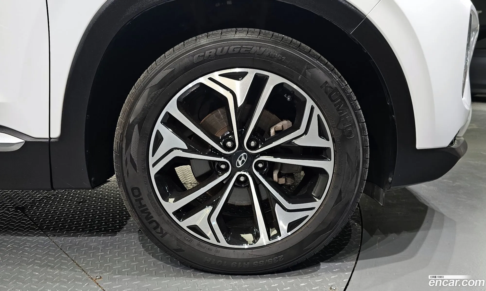 Hyundai Santa Fe Iv Diesel 20 2Wd 2020 - фотография 11896252