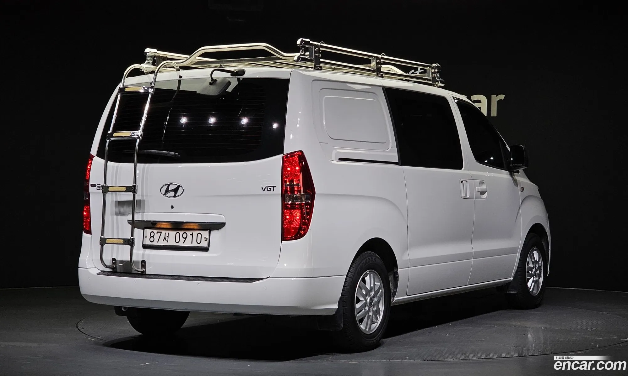 Hyundai Starex 5 Seater Van 2021 - фотография 12521477