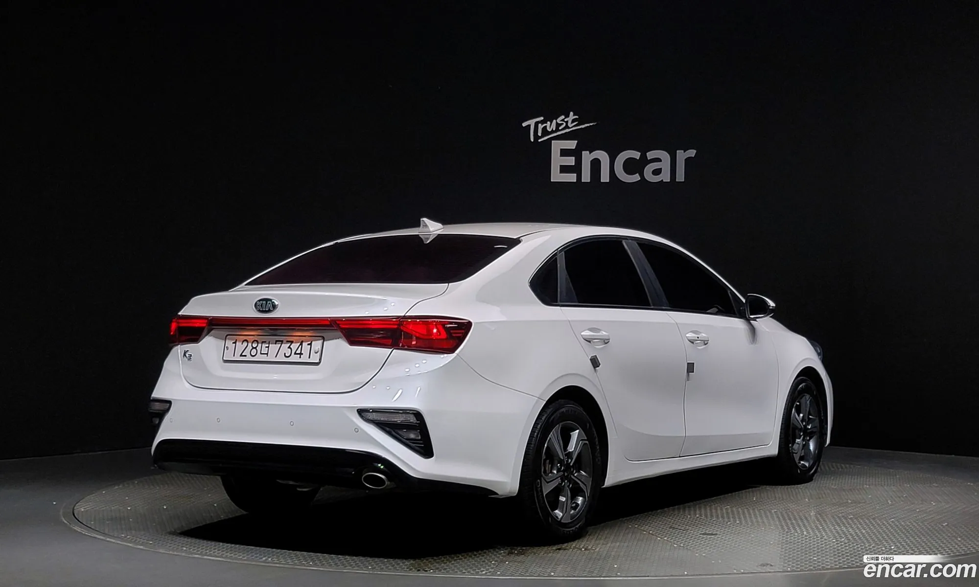 Kia K3 Prestige 2019 - фотография 11226278