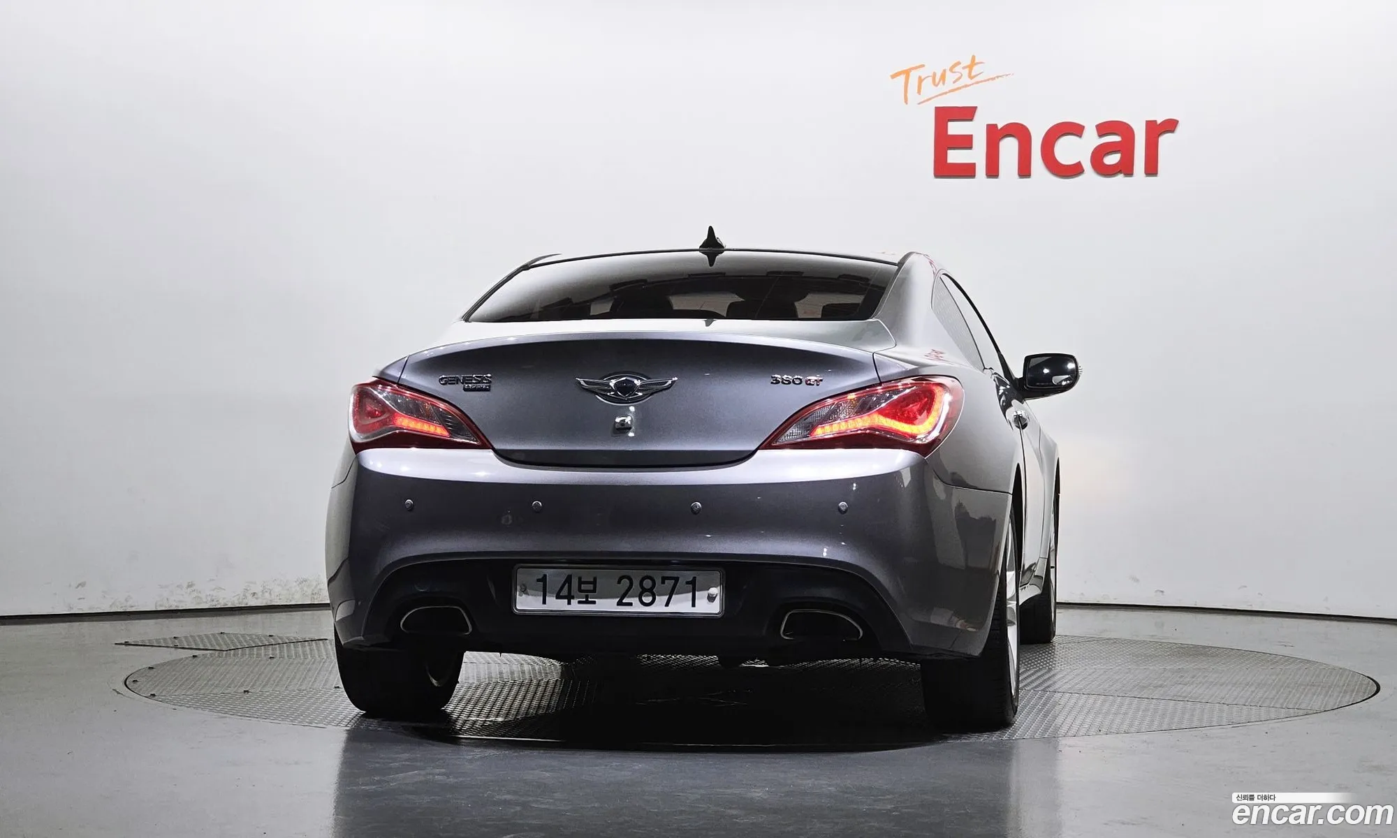 Hyundai Genesis I 200 Turbo D 2010 - фотография 16007857