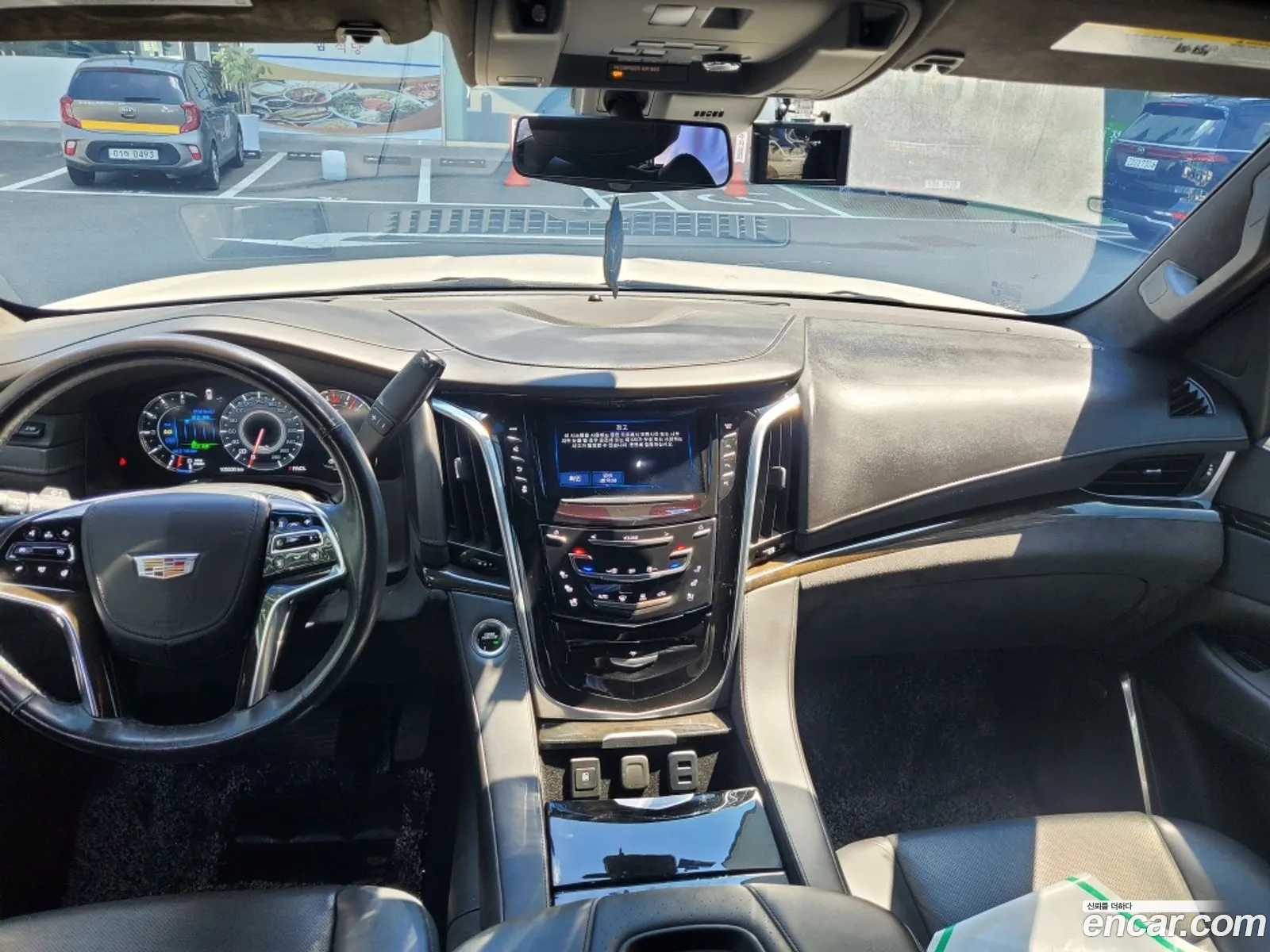 Cadillac Escalade 62 2020 - фотография 3717694