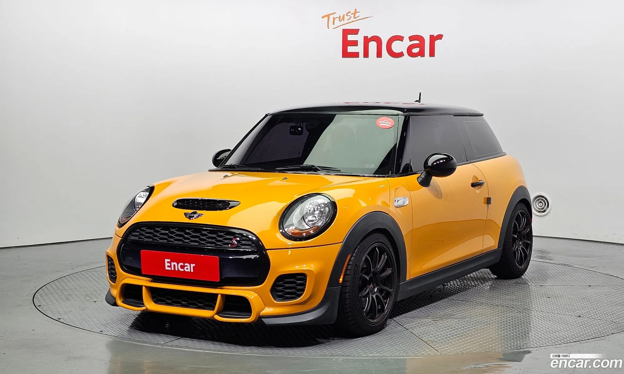 Mini Cooper Basic Type 2015 - фотография 4455028
