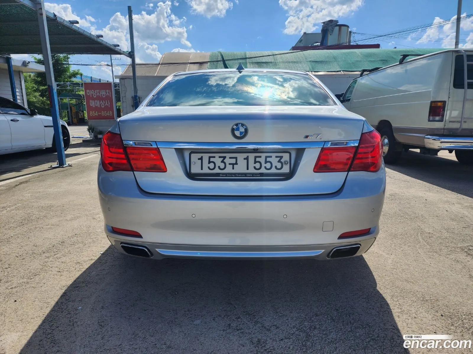 BMW 7 Series F01 750Li - фотография 6502