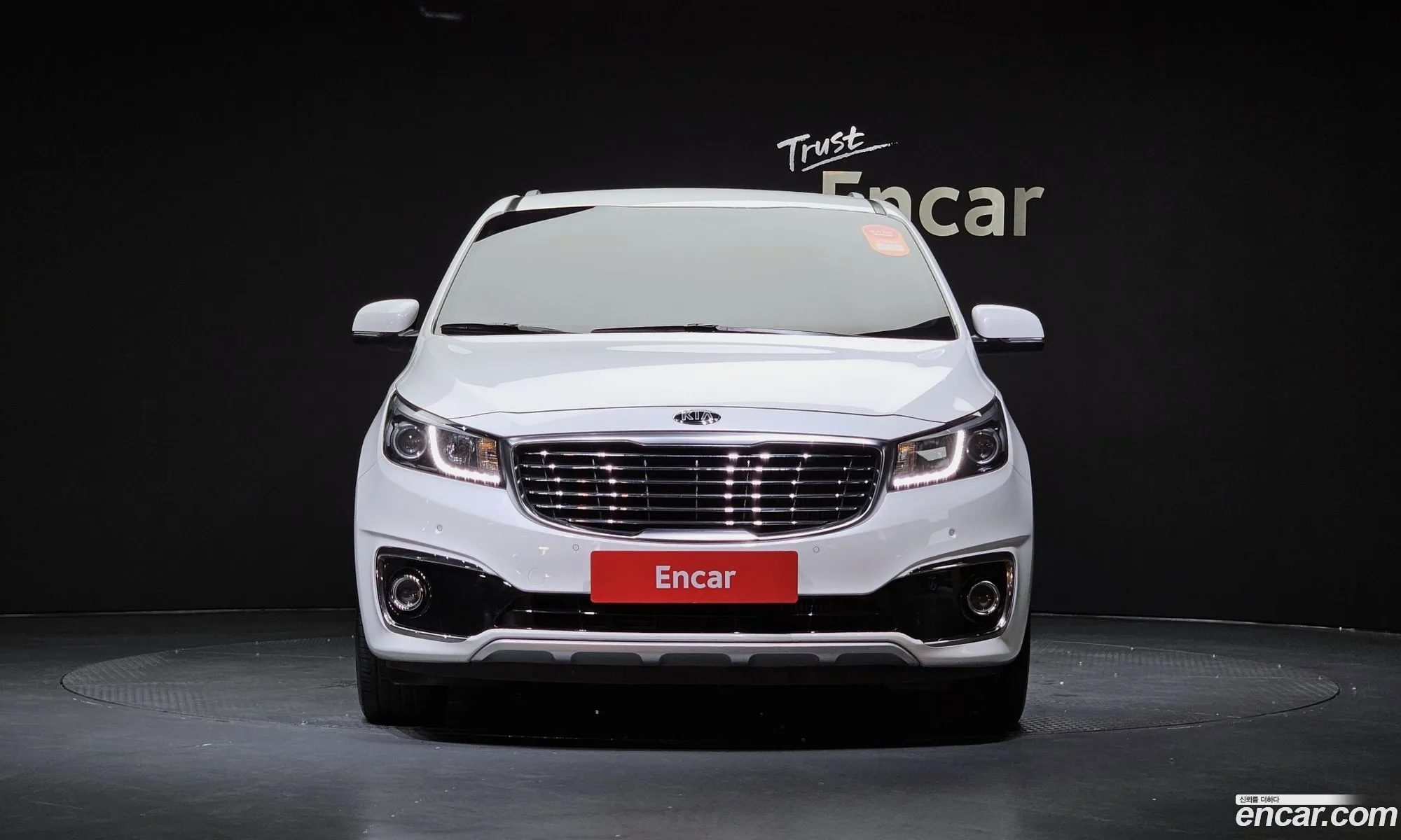Kia All New Carnival 9-Seater Prestige - фотография 15658953