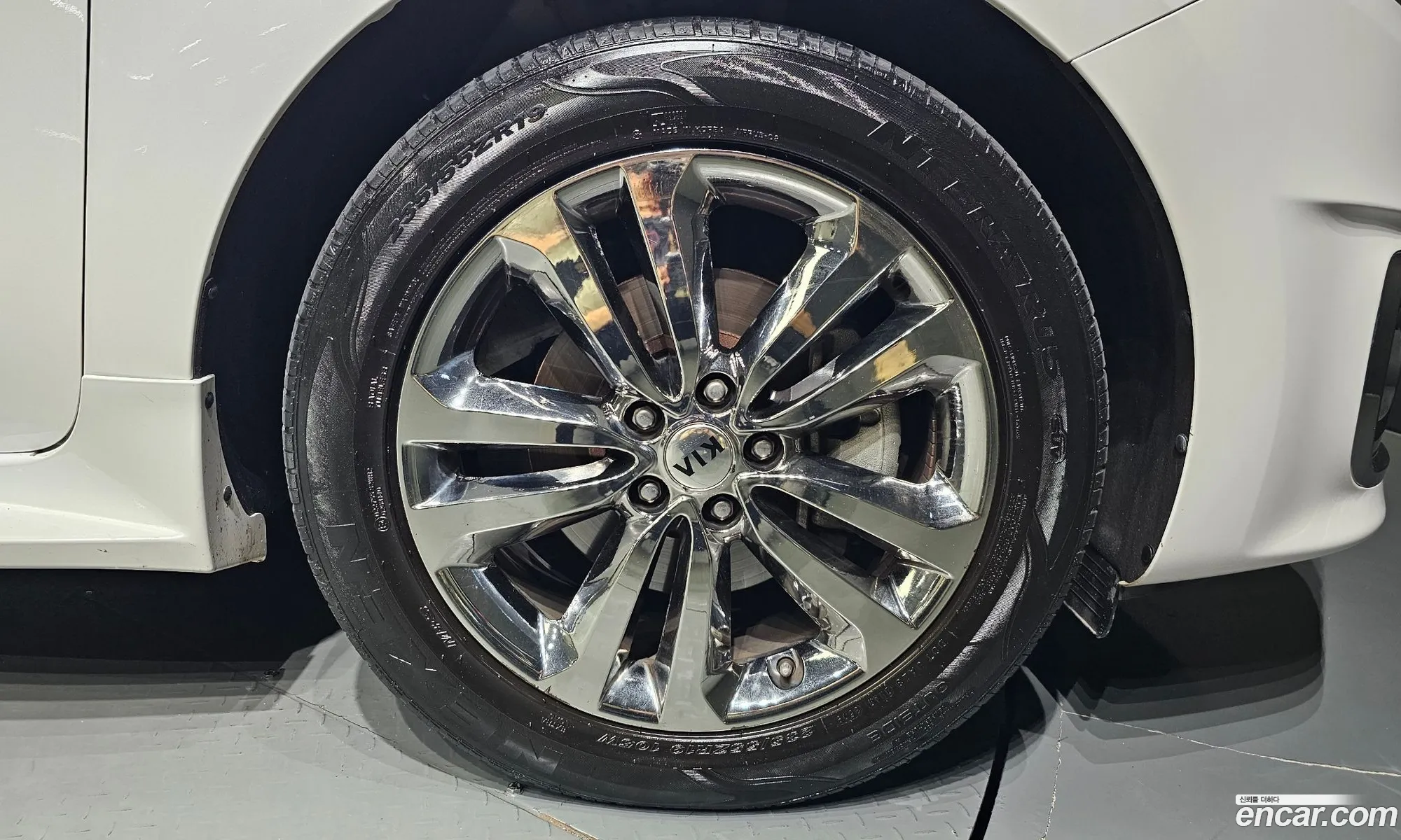 Kia All New Carnival 9-Seater Prestige - фотография 15658955