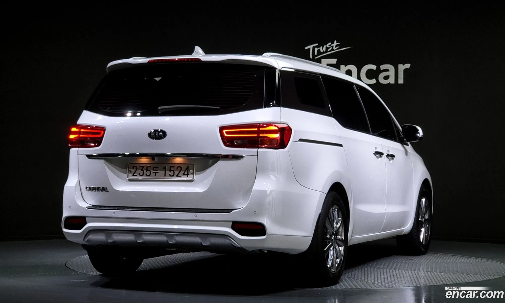 Kia Carnival Iii 9-Seater Prestige 2019 - фотография 12607281