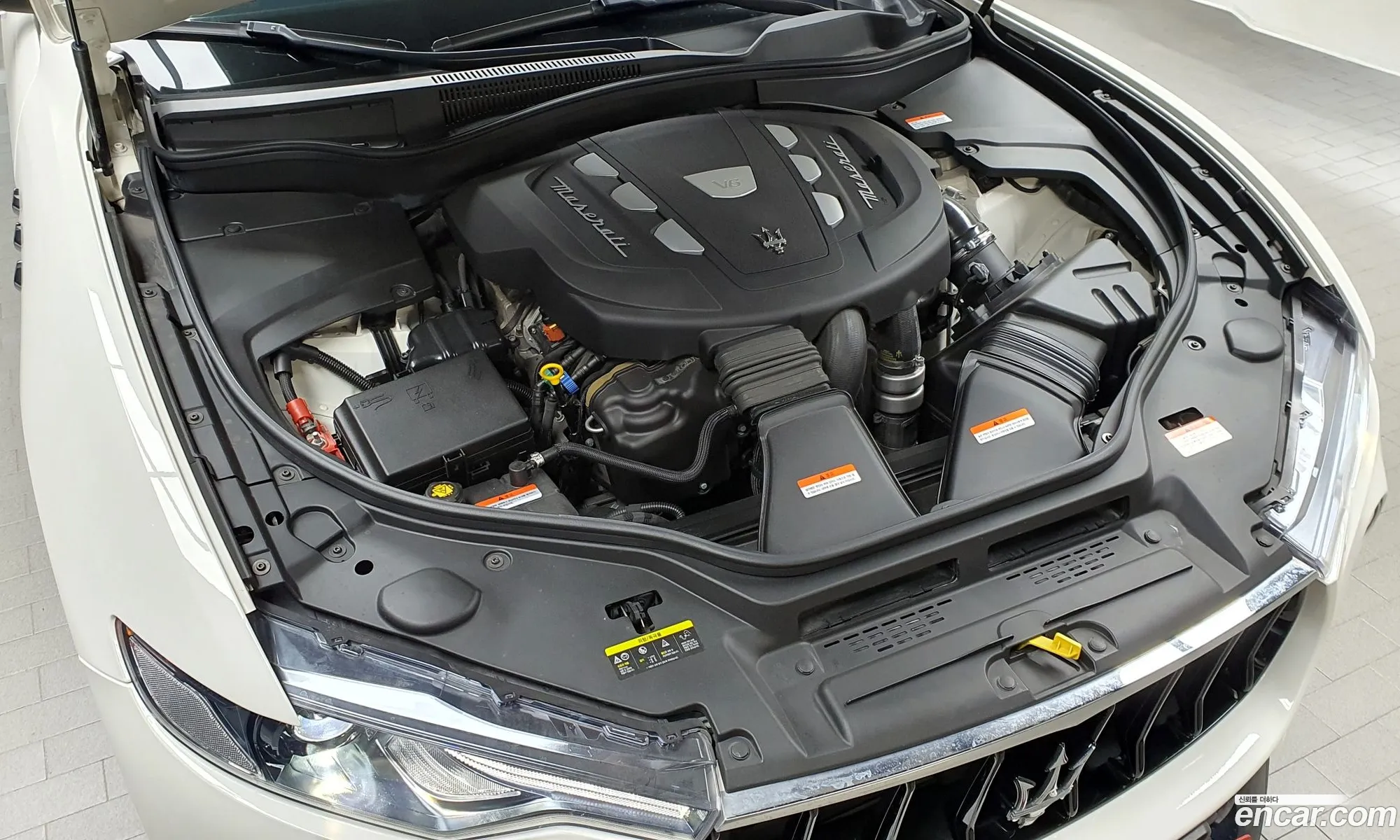 Maserati Levante I 30 Diesel Awd Gran Sport 2019 - фотография 3723875