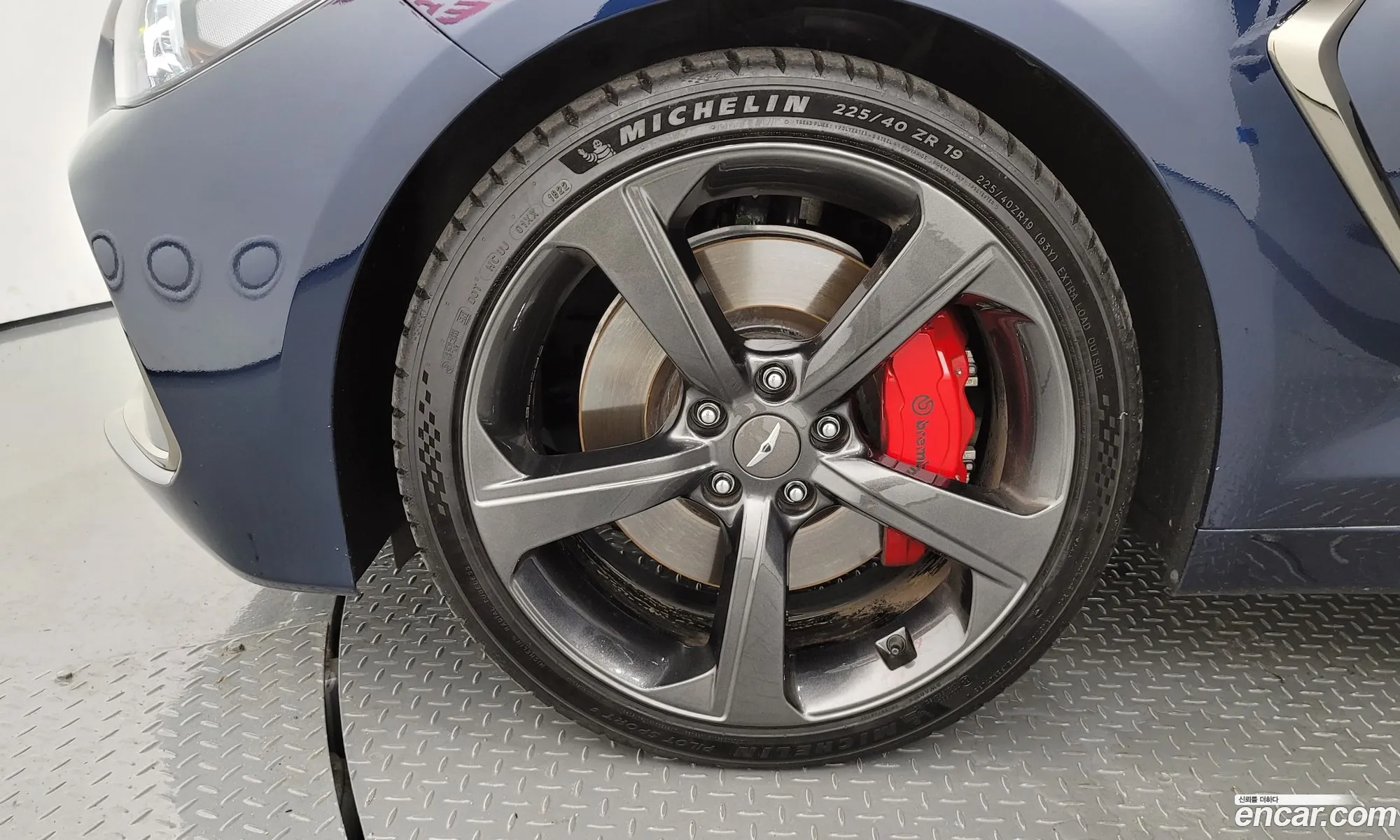 Genesis G70 I 33T Sports 2019 - фотография 11807266